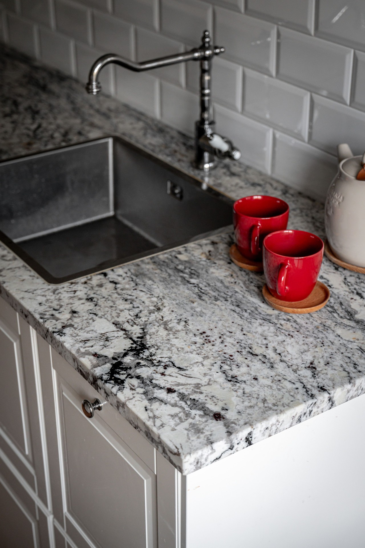 Bostadsbild från Östra ågatan 17, Såld i Centrum, Uppsala