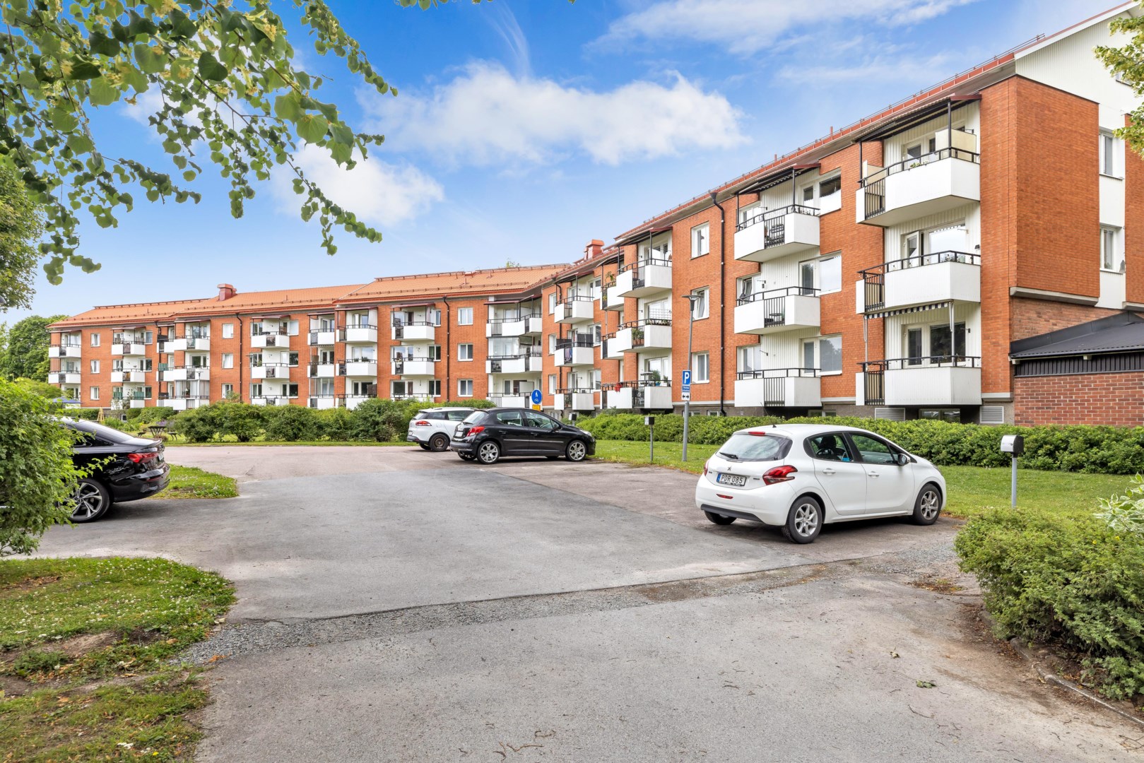 Bostadsbild från Årstagatan 45, Såld i Salabacke, Uppsala