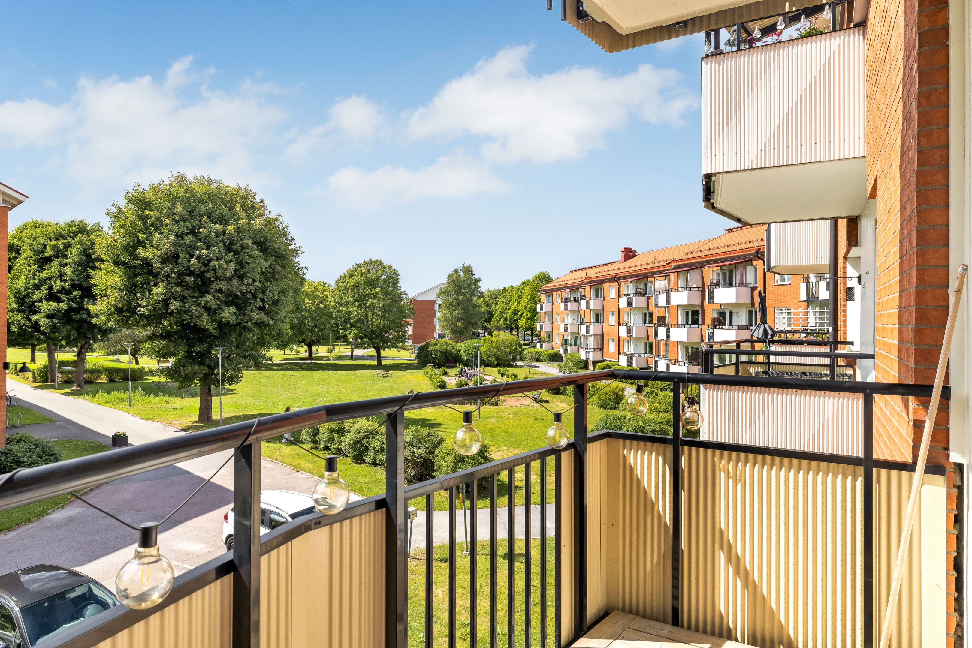 Bostadsbild från Årstagatan 45, Såld i Salabacke, Uppsala