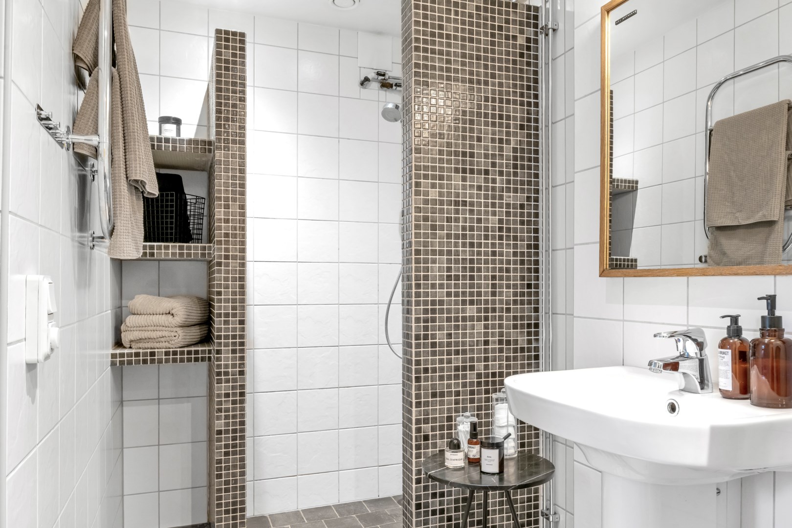 Bostadsbild från Sturegatan 15 B, Såld i Luthagen, Uppsala