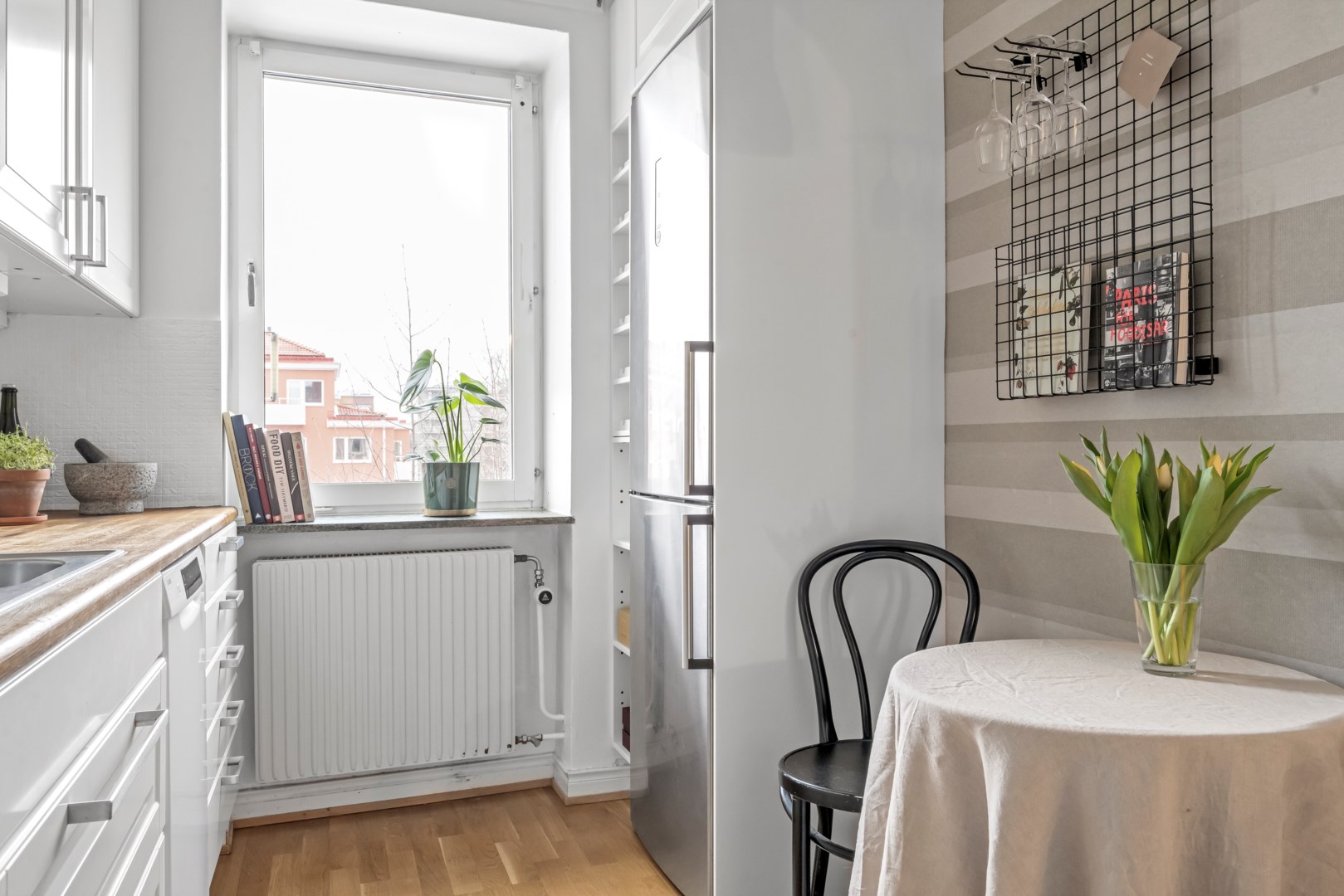 Bostadsbild från Sturegatan 15 B, Såld i Luthagen, Uppsala