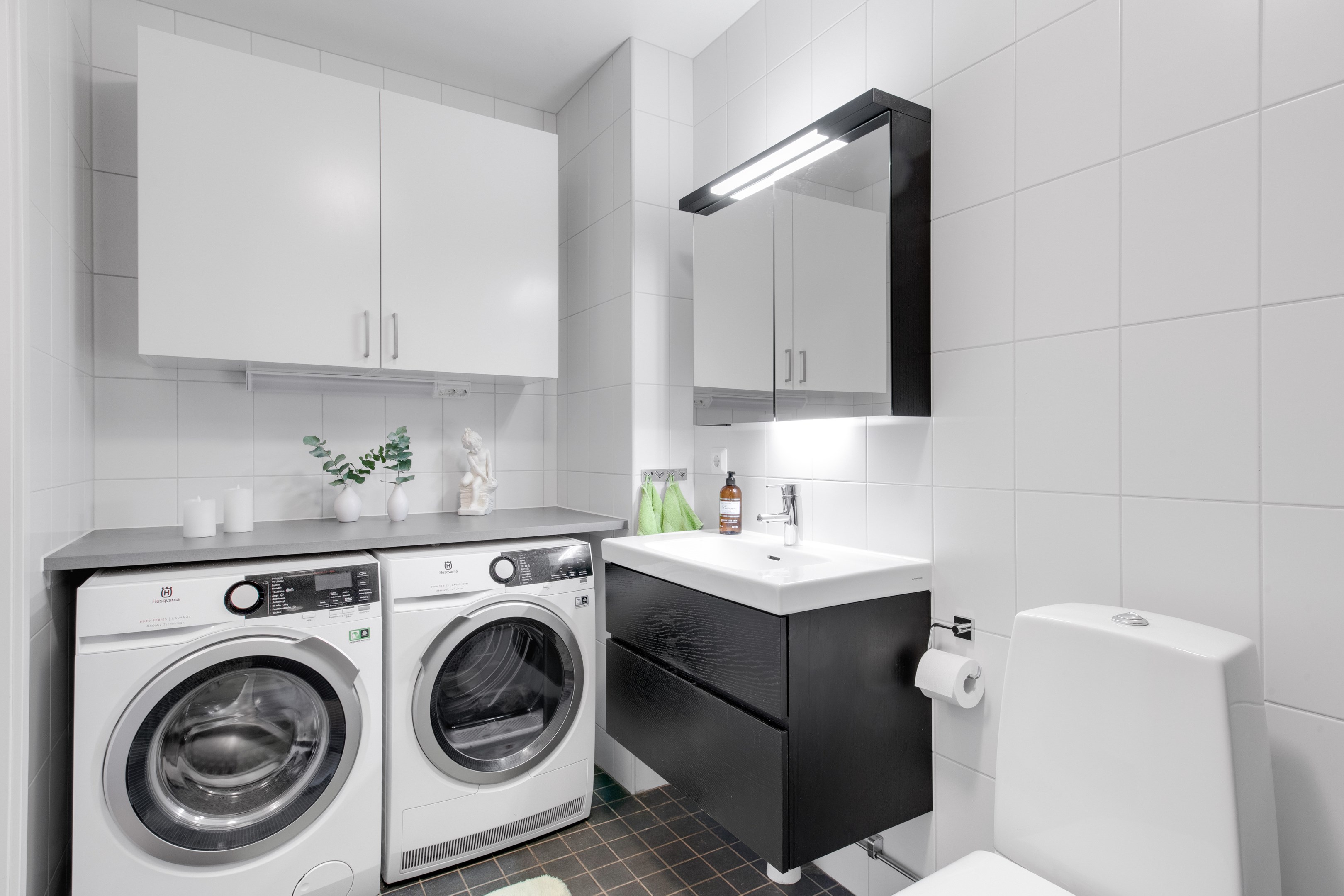 Bostadsbild från Svartbäcksgatan 42 B, Såld i Svartbäcken, Uppsala