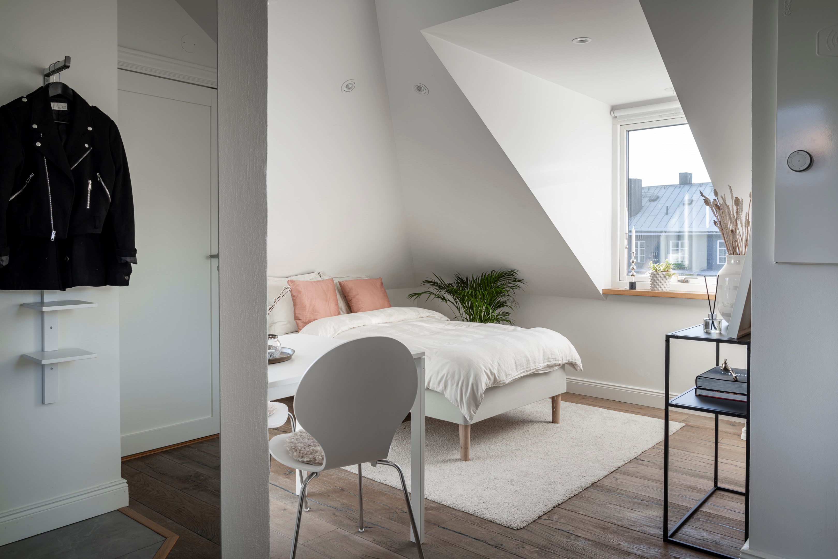 Bostadsbild från Fridhemsgatan 12B, Vind, Såld i , Stockholm