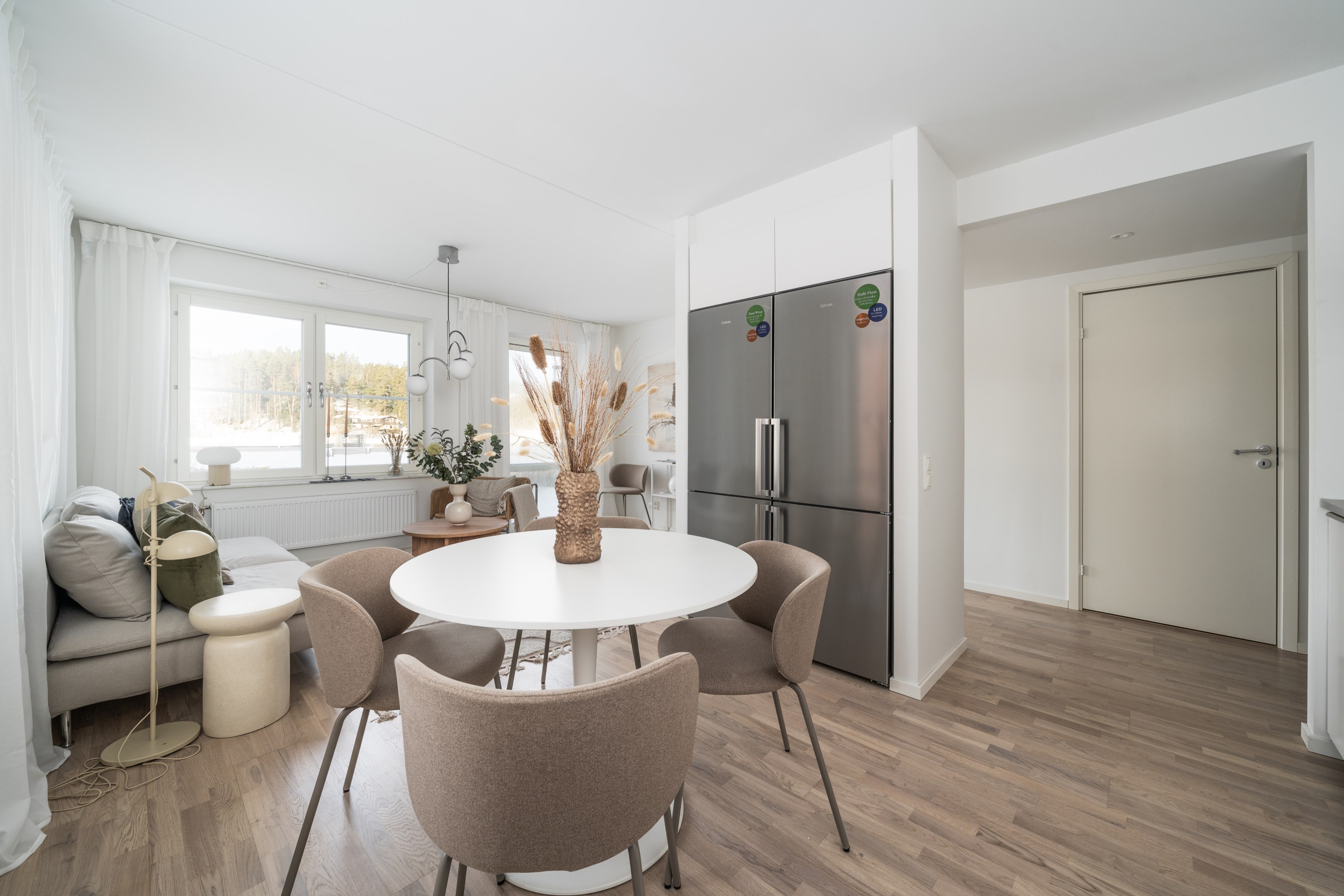 Bostadsbild från Slalomvägen 6, Såld i Väsjön, Sollentuna