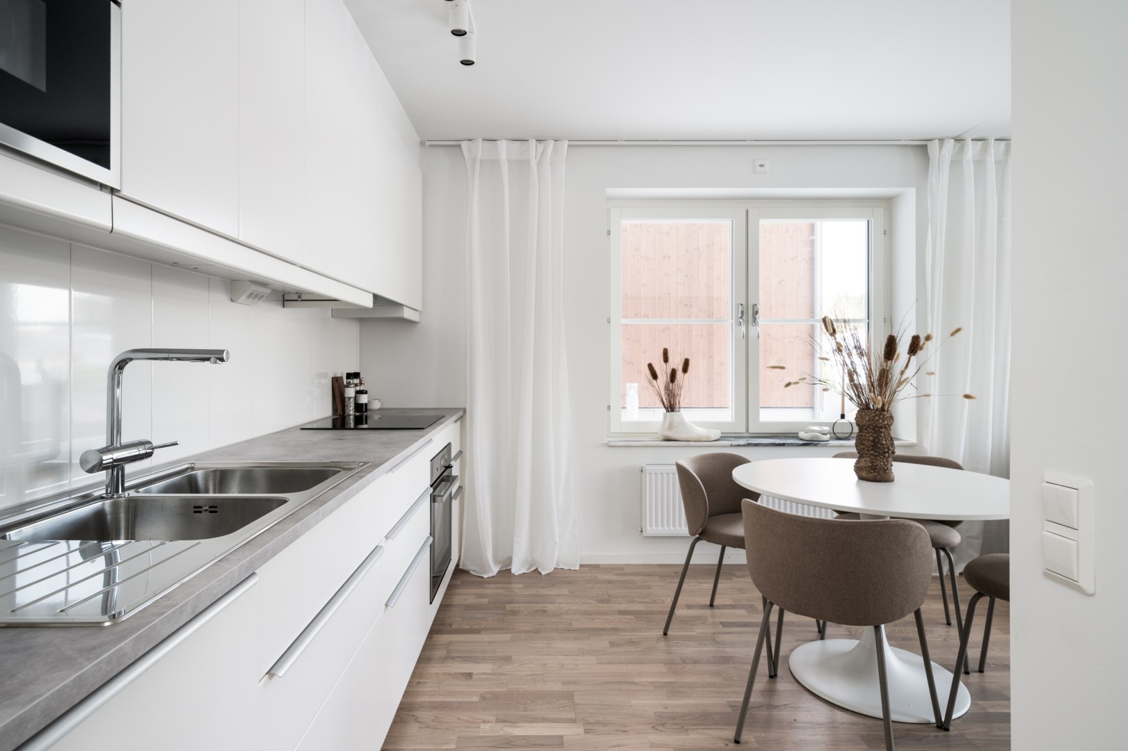 Bostadsbild från Slalomvägen 6, Såld i Väsjön, Sollentuna