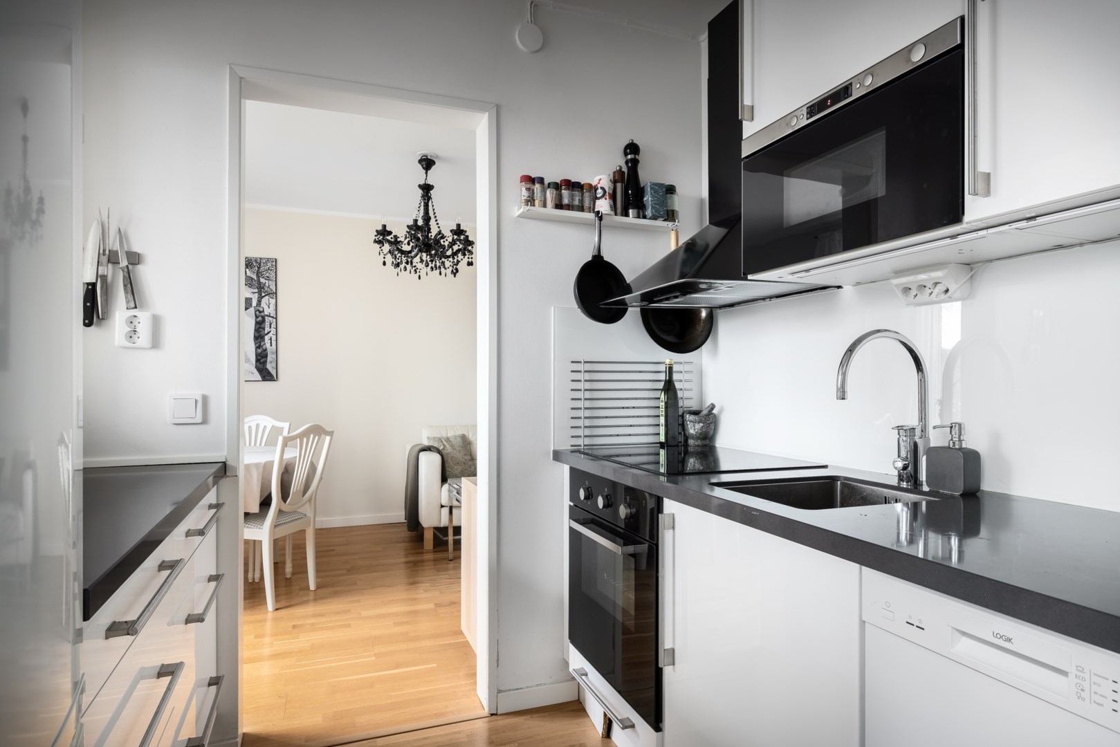 Bostadsbild från Alphyddevägen 67, Såld i , Nacka