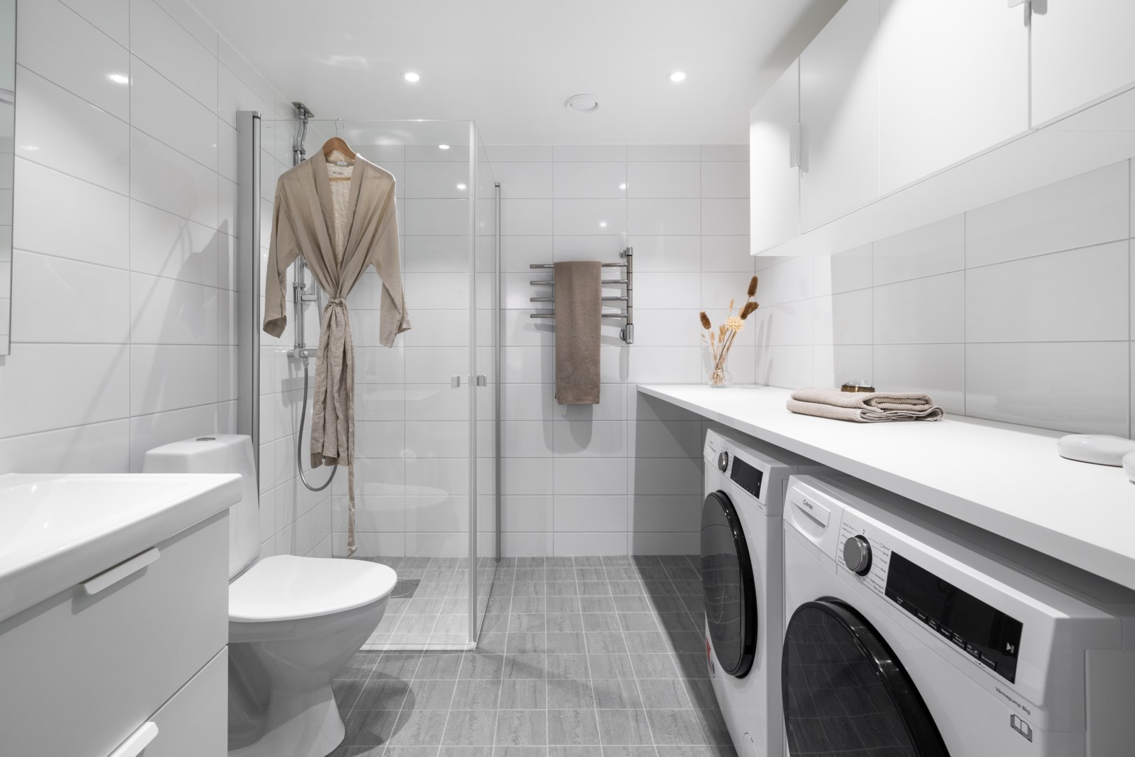 Bostadsbild från Slalomvägen 6, Såld i Väsjön, Sollentuna