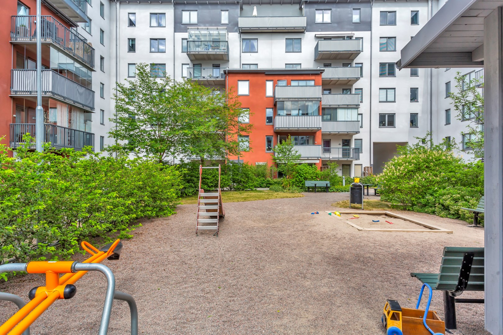 Bostadsbild från Hugingatan 11, Såld i Kungsängen, Uppsala