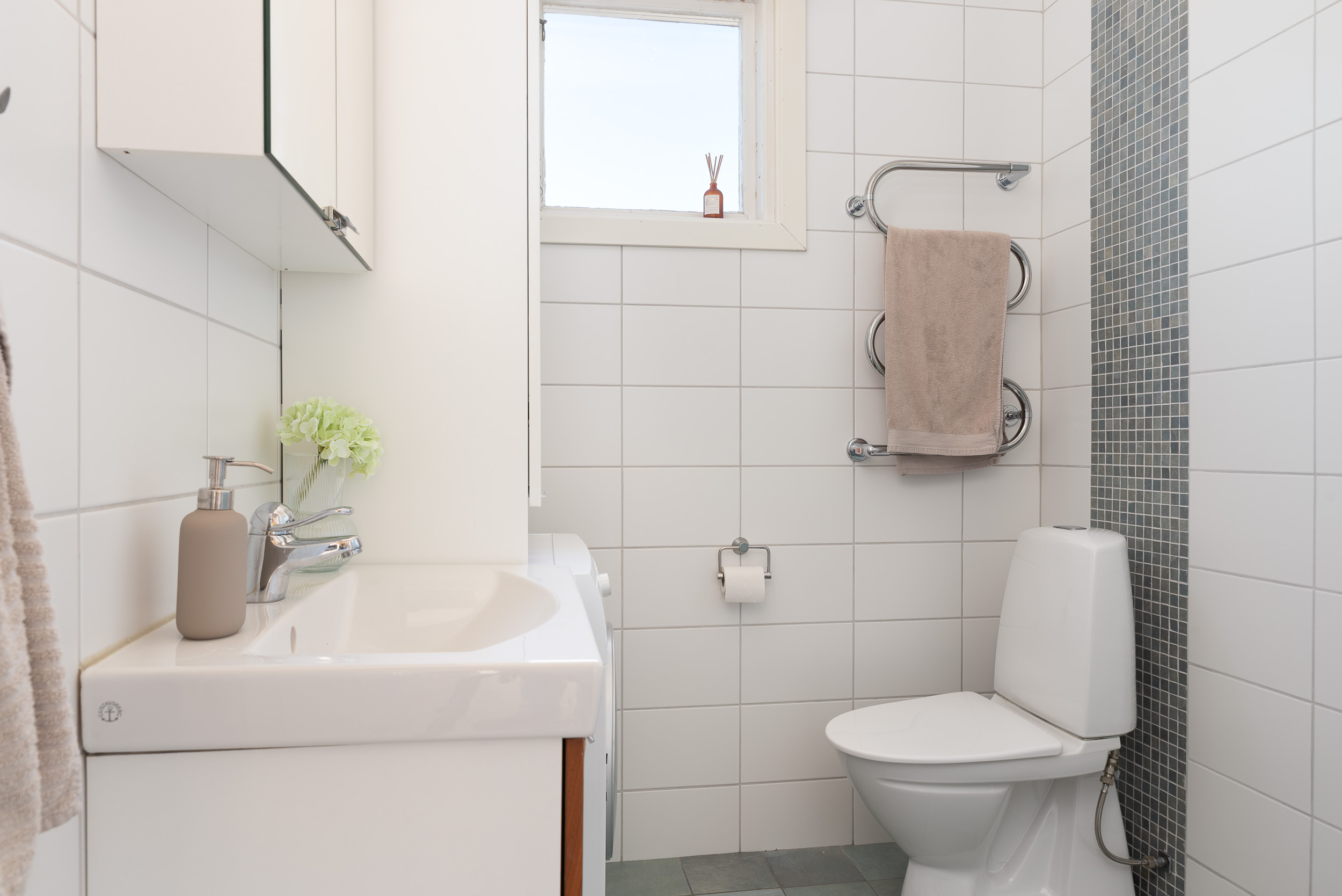 Bostadsbild från Kristiansborgsallén 20, Såld i Kristiansborg, Västerås