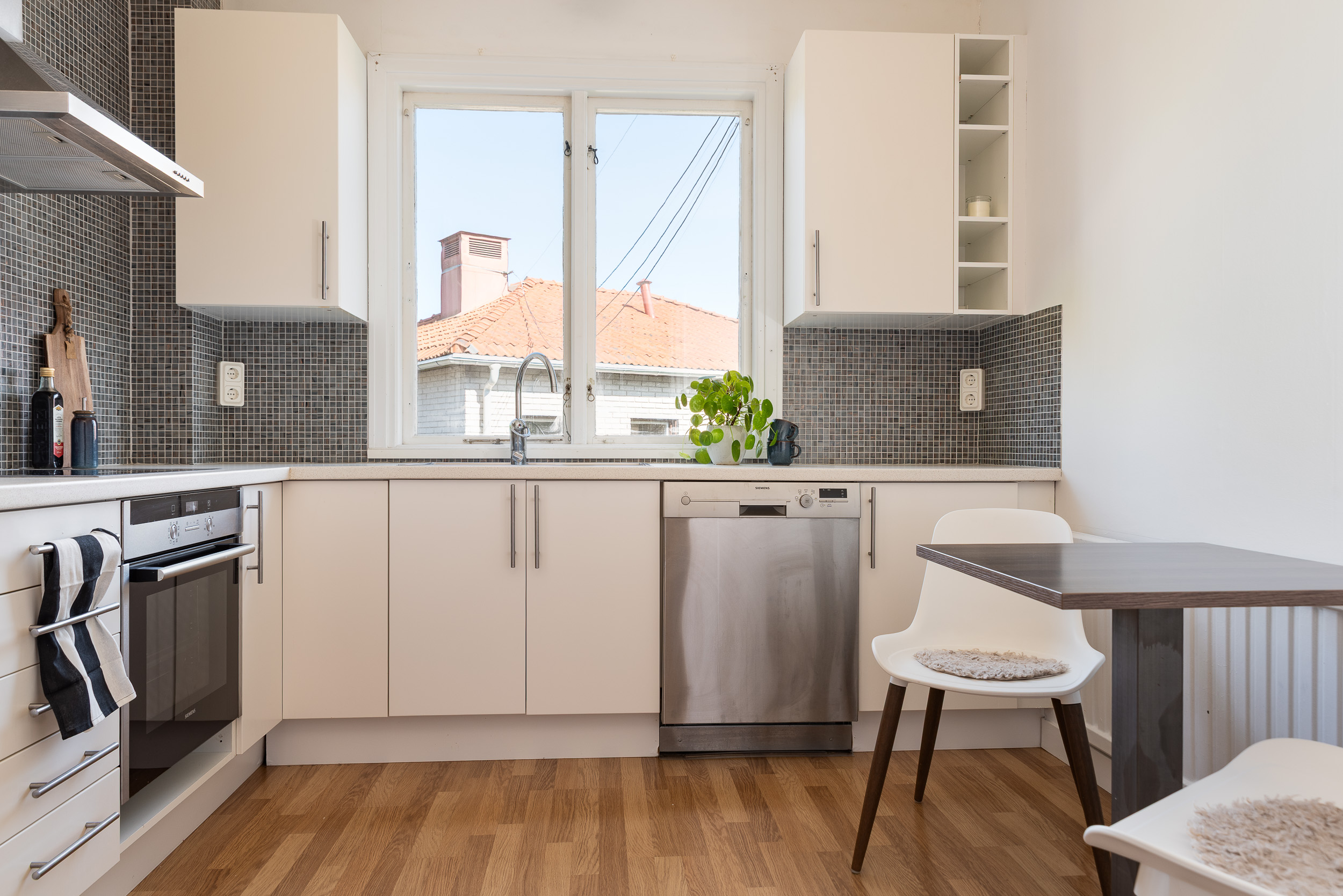 Bostadsbild från Kristiansborgsallén 20, Såld i Kristiansborg, Västerås