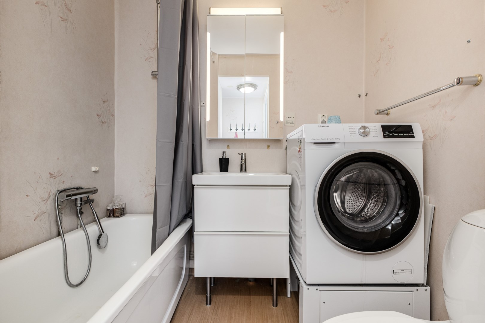 Bostadsbild från Eriksgatan 36, Såld i Centrum, Enköping