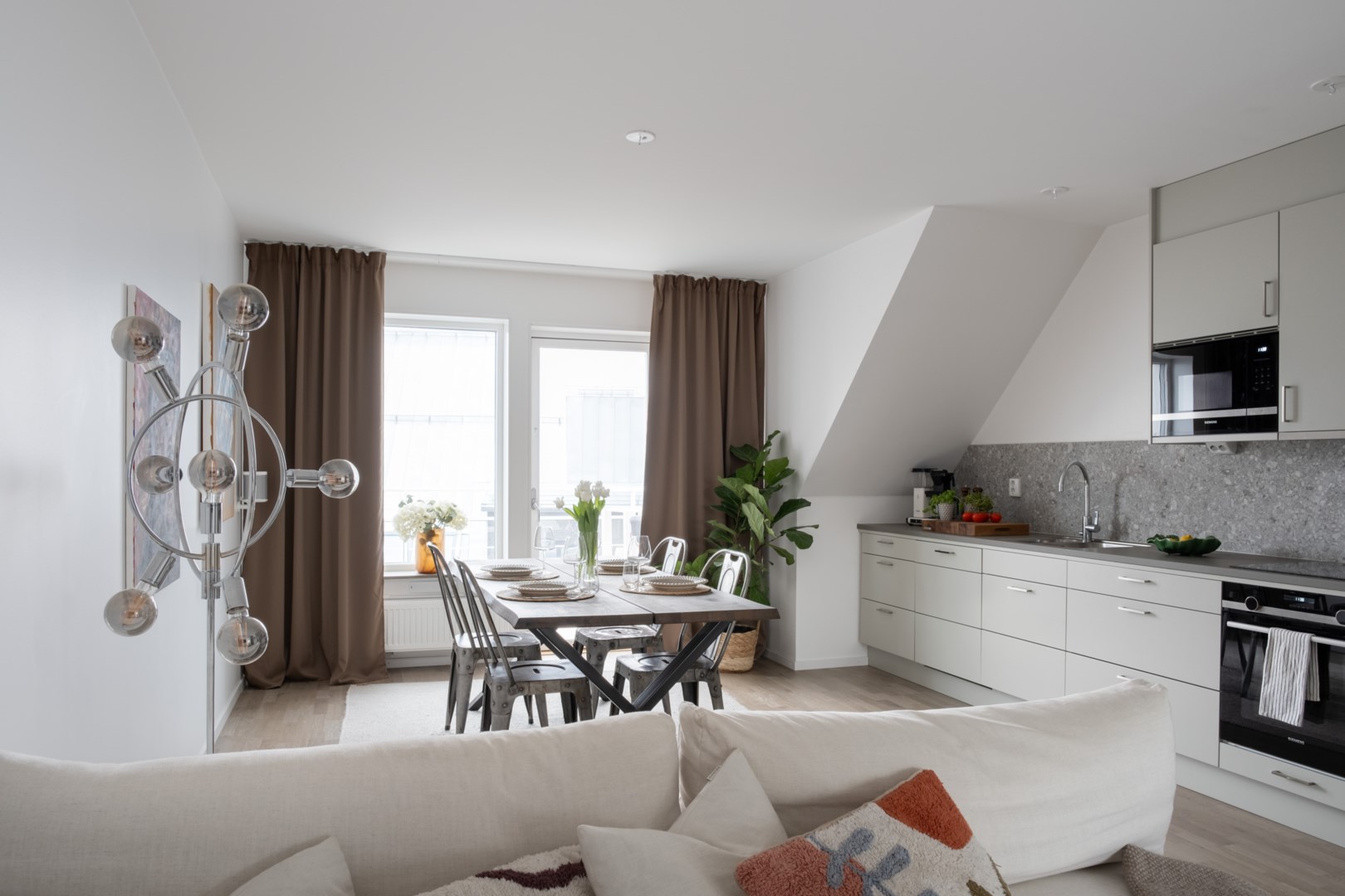 Bostadsbild från Sjöjungfrugatan 3A, Såld i Öster Mälarstrand, Västerås