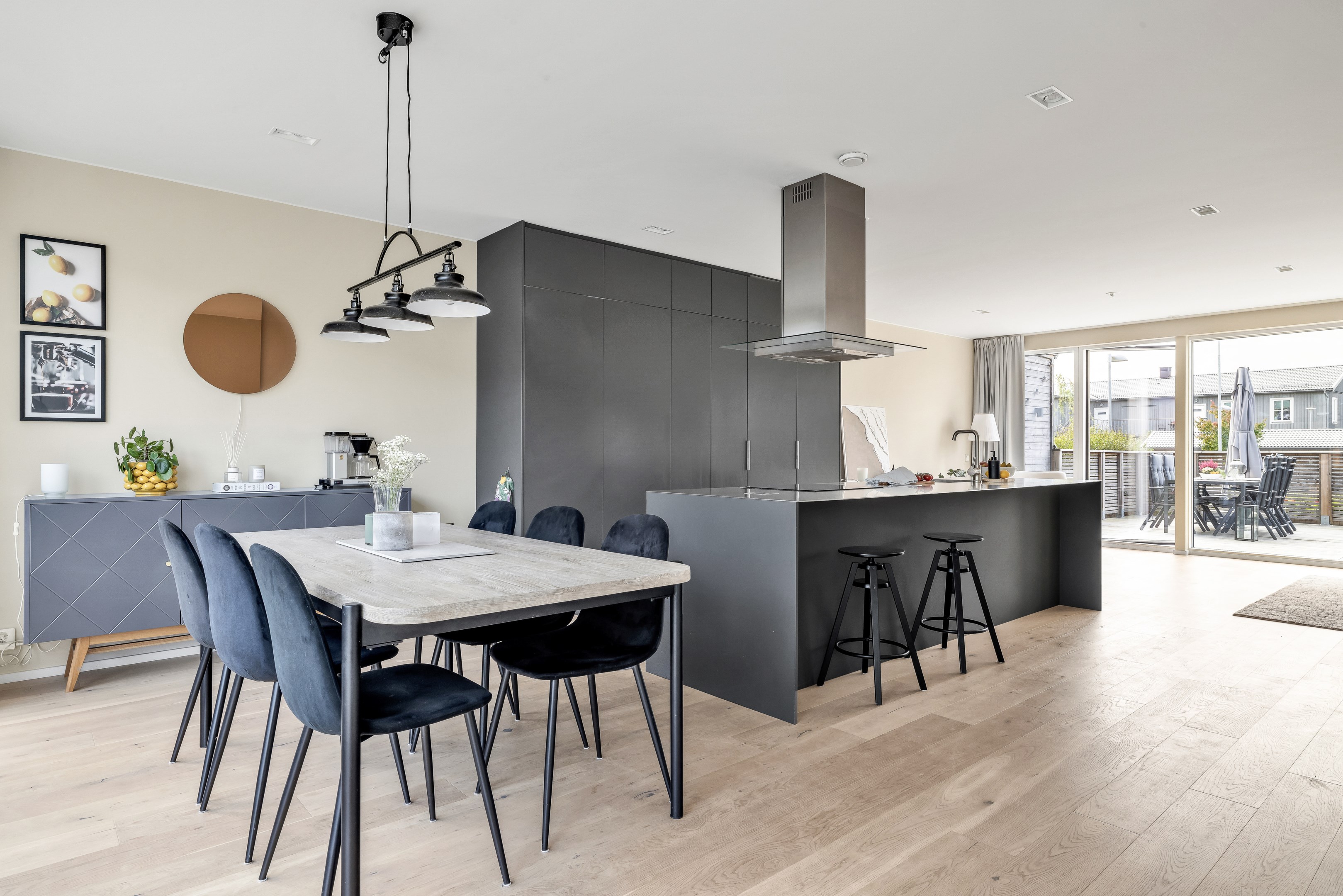 Bostadsbild från Böljemolnsvägen 7, Såld i Fullerö, Uppsala