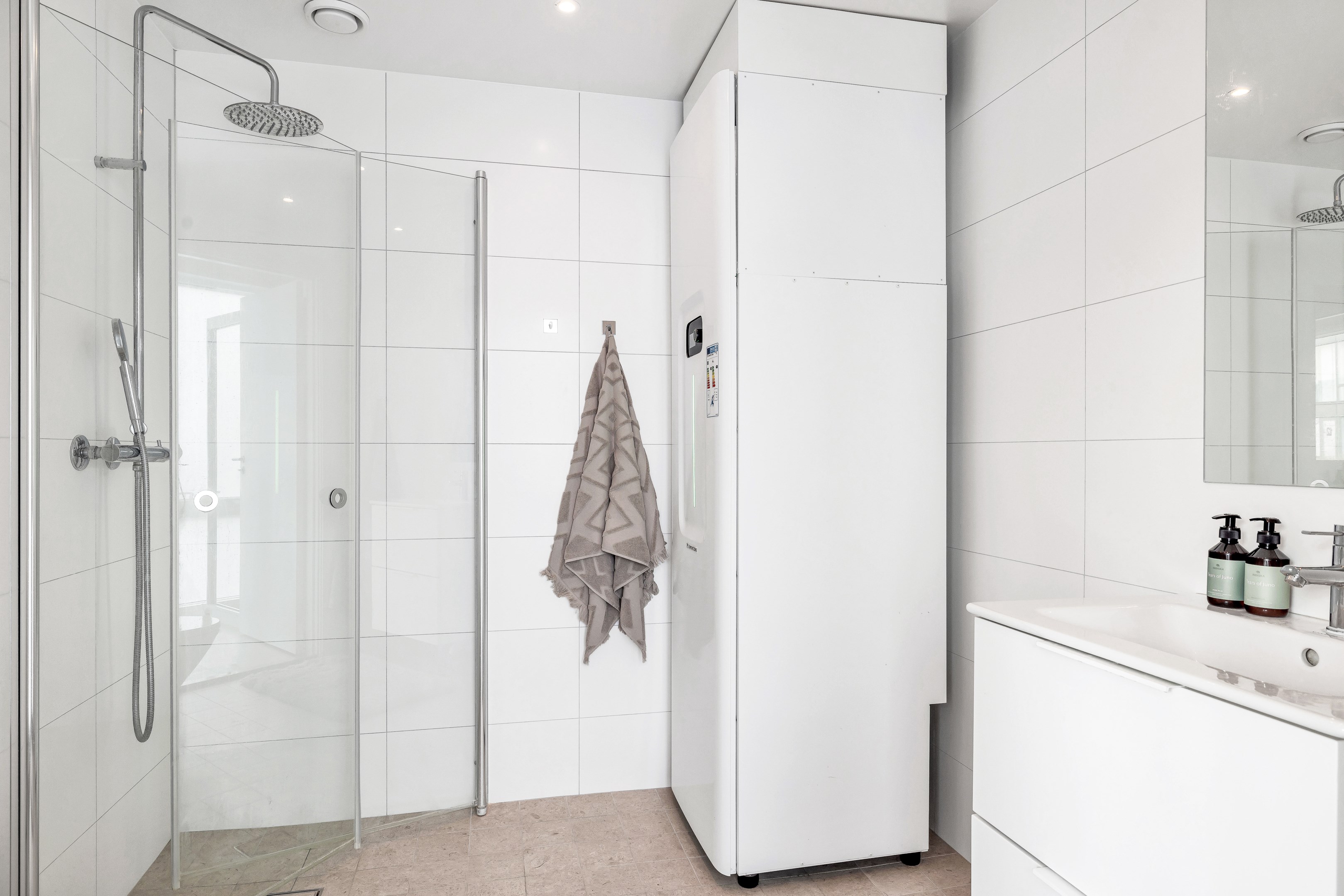 Bostadsbild från Böljemolnsvägen 7, Såld i Fullerö, Uppsala