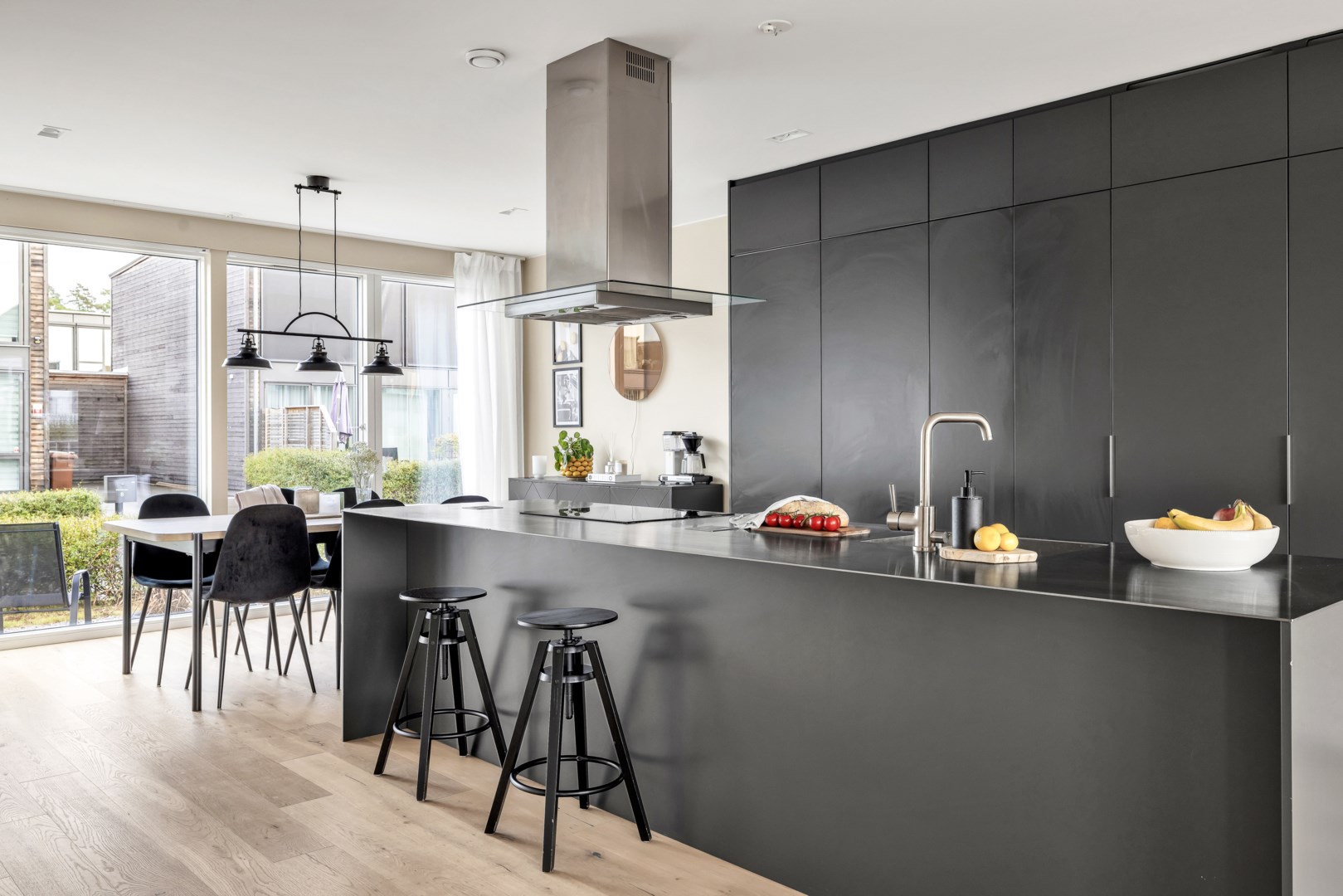 Bostadsbild från Böljemolnsvägen 7, Såld i Fullerö, Uppsala