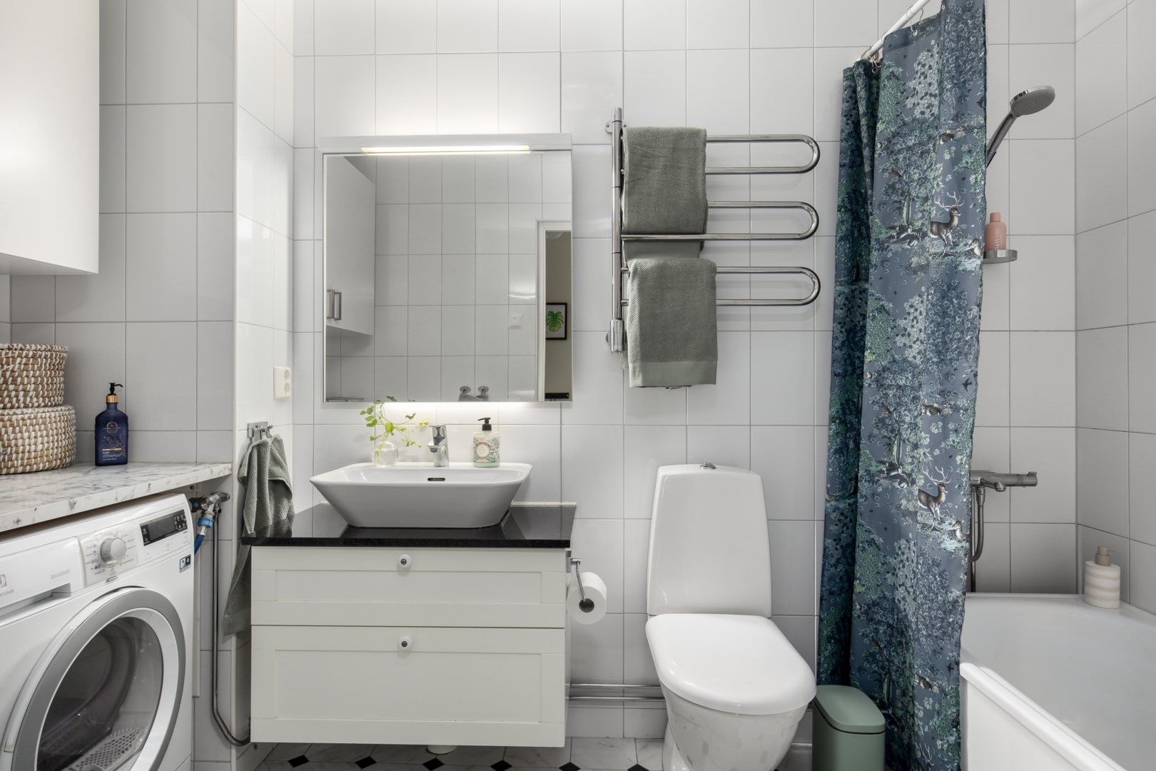 Bostadsbild från Godtemplarvägen 5, Såld i Tollare, Nacka