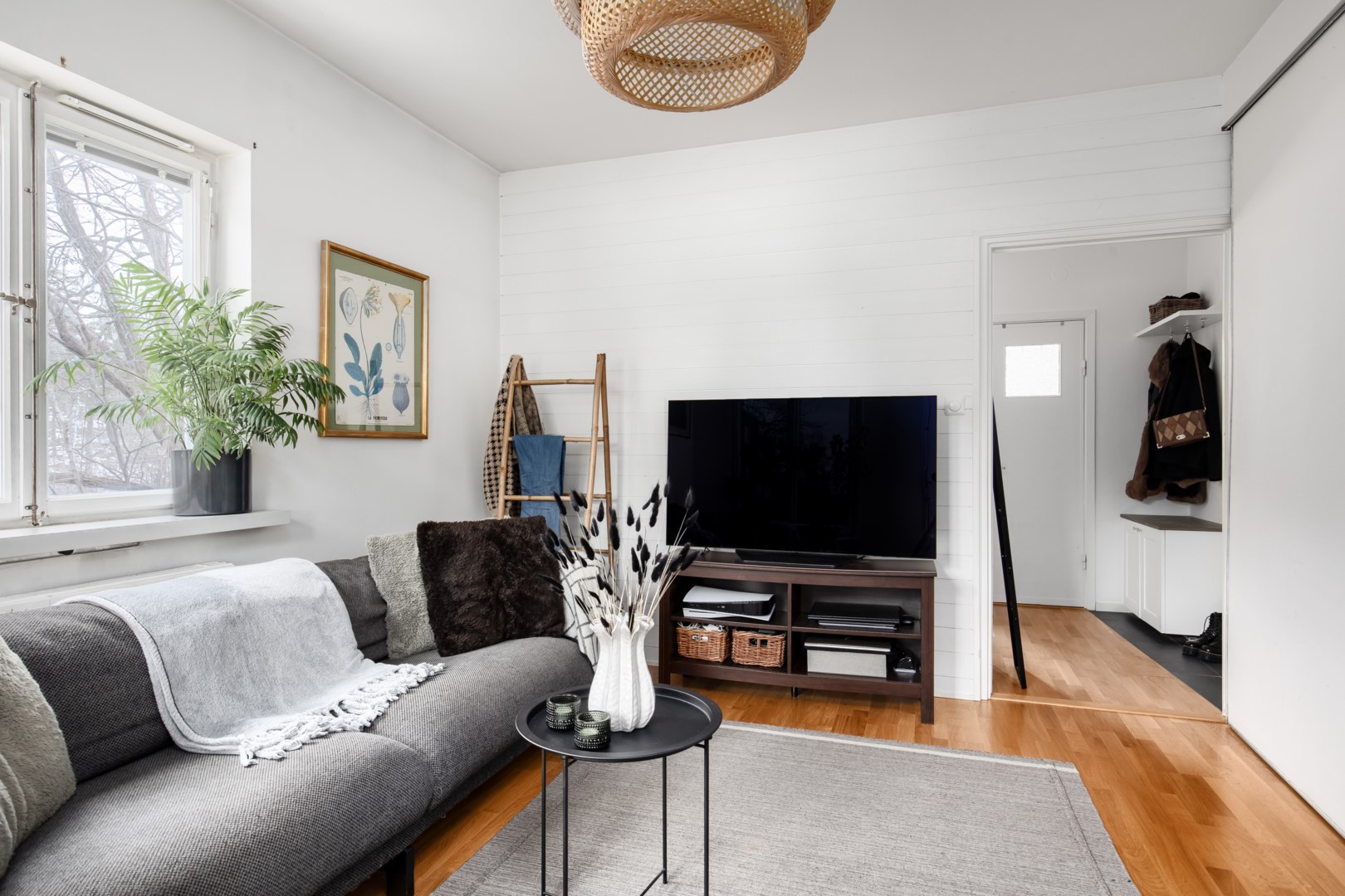 Bostadsbild från Ugglevägen 15A, Såld i Ektorp, Nacka