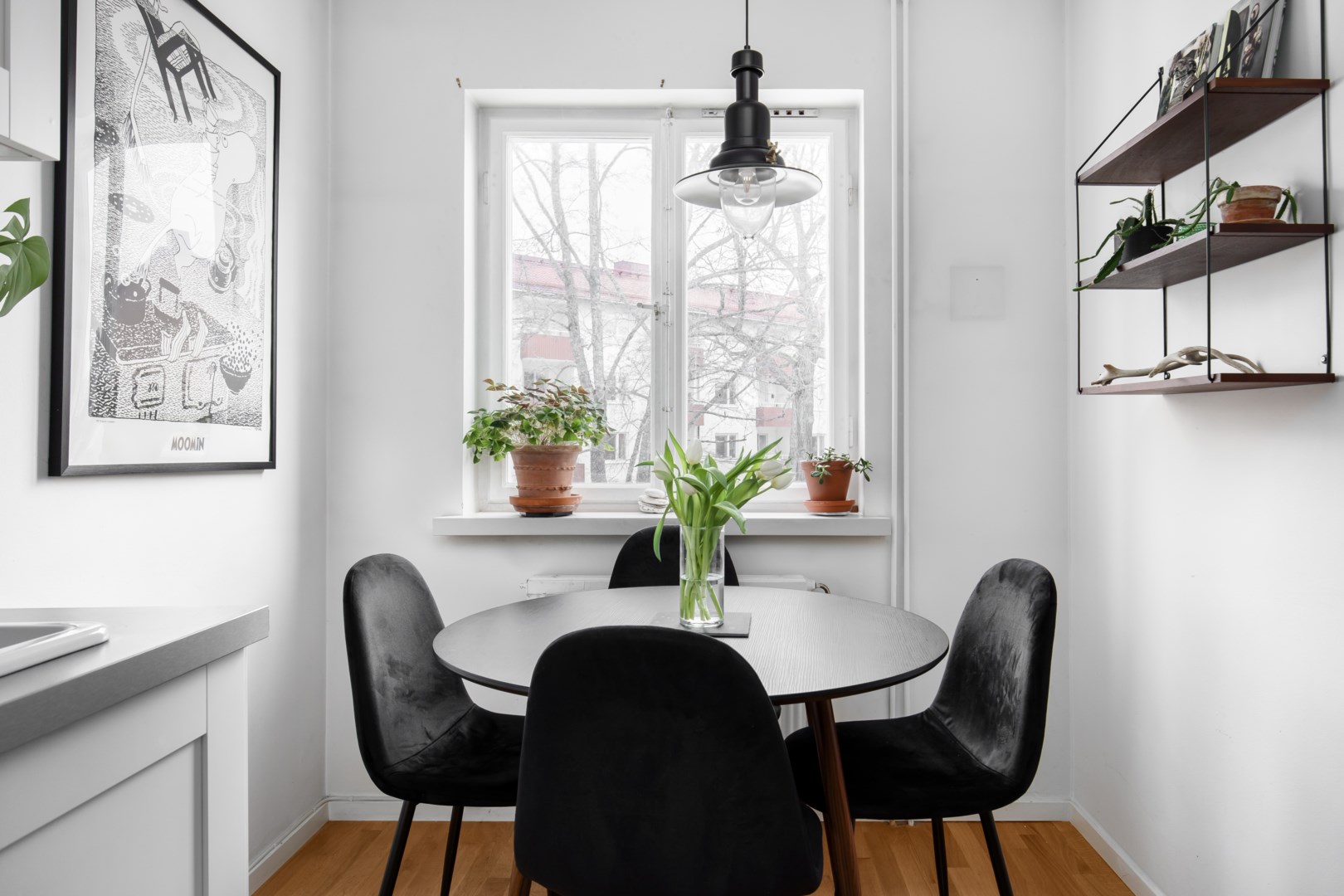 Bostadsbild från Ugglevägen 15A, Såld i Ektorp, Nacka