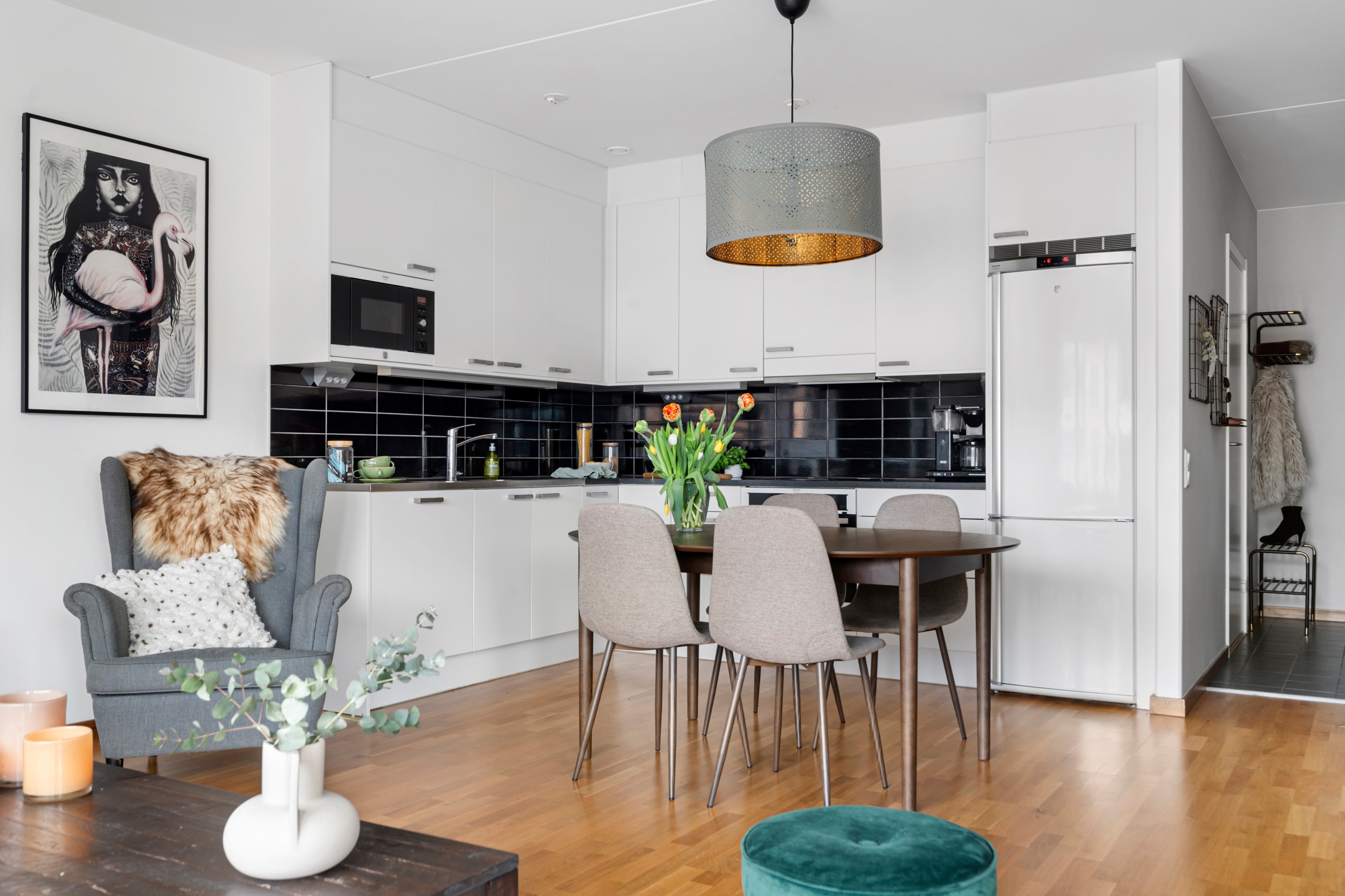 Bostadsbild från Vattholmavägen 6C, Såld i Kapellgärdet, Uppsala