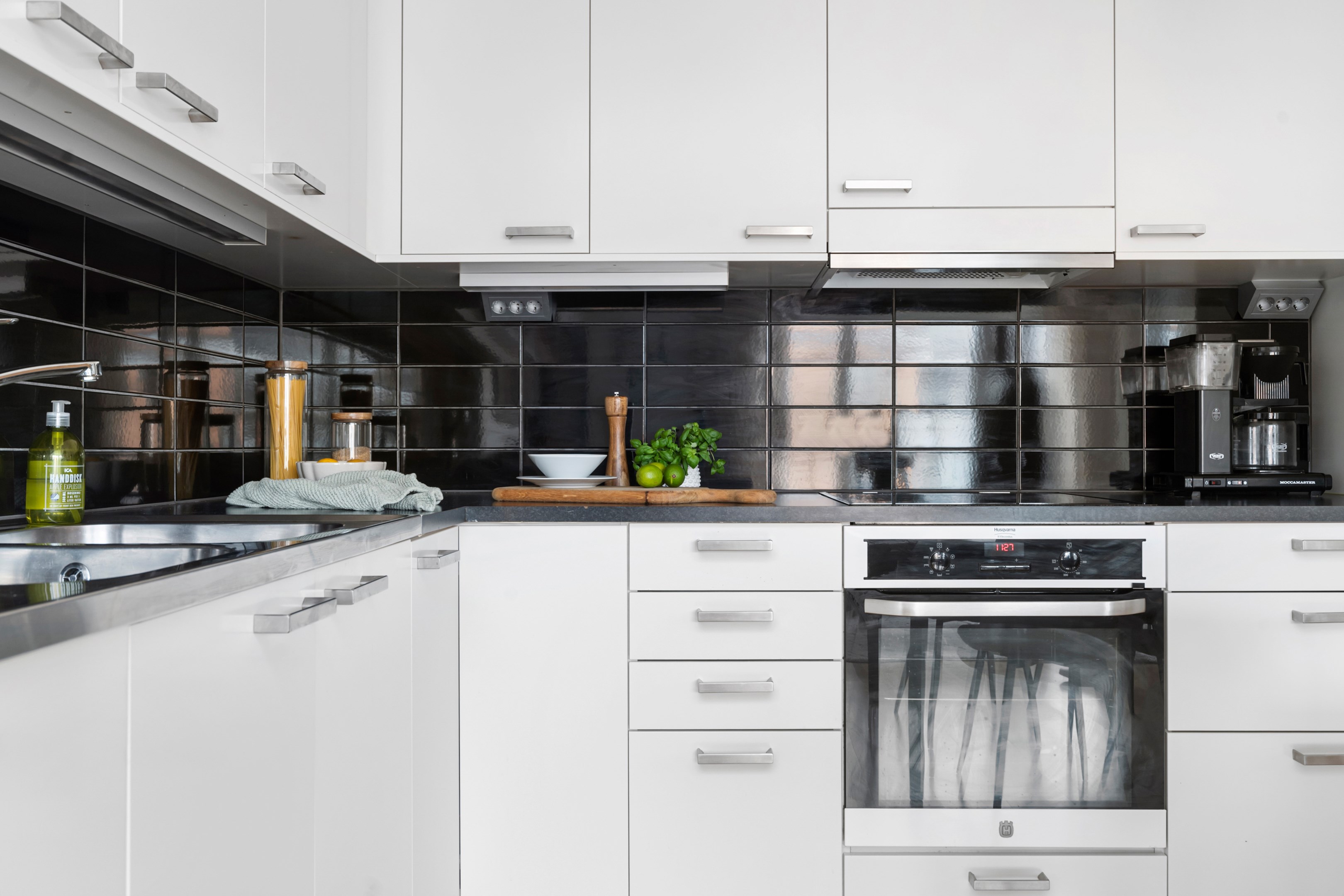 Bostadsbild från Vattholmavägen 6C, Såld i Kapellgärdet, Uppsala