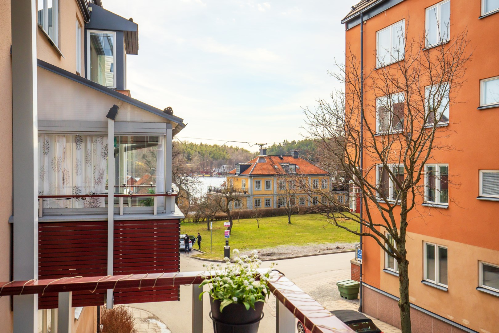Bostadsbild från Järla Gårdsväg 33, Såld i Järla sjö, Nacka