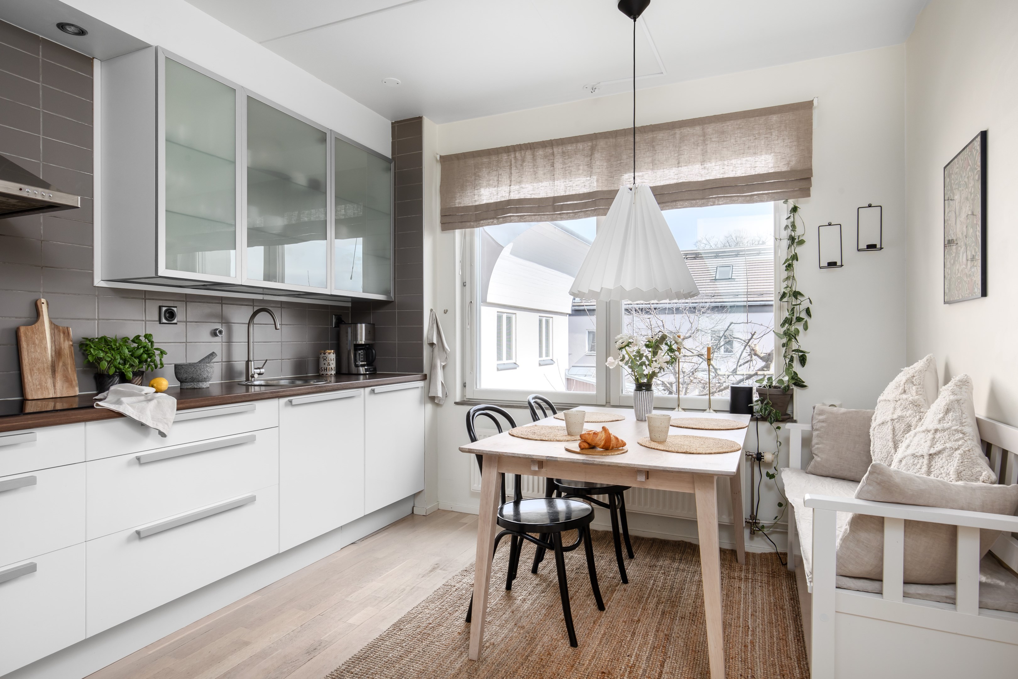 Bostadsbild från Järla Gårdsväg 33, Såld i Järla sjö, Nacka