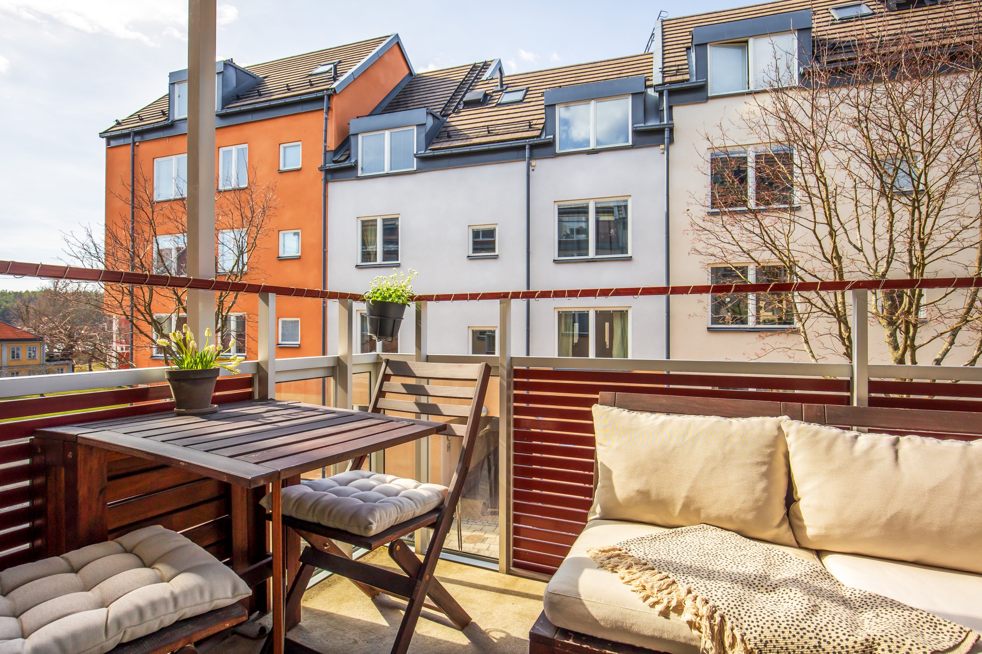 Bostadsbild från Järla Gårdsväg 33, Såld i Järla sjö, Nacka