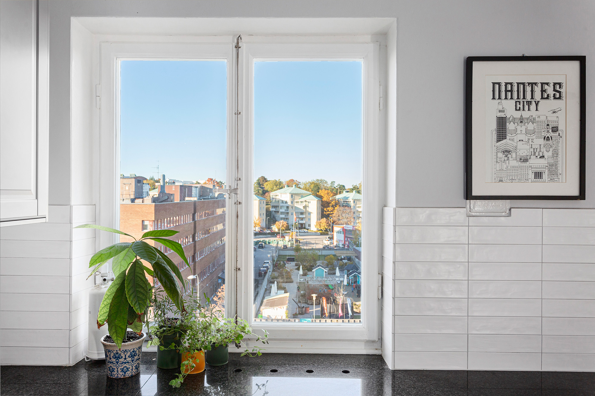 Bostadsbild från Ugglevägen 13A, Såld i Ektorp, Nacka