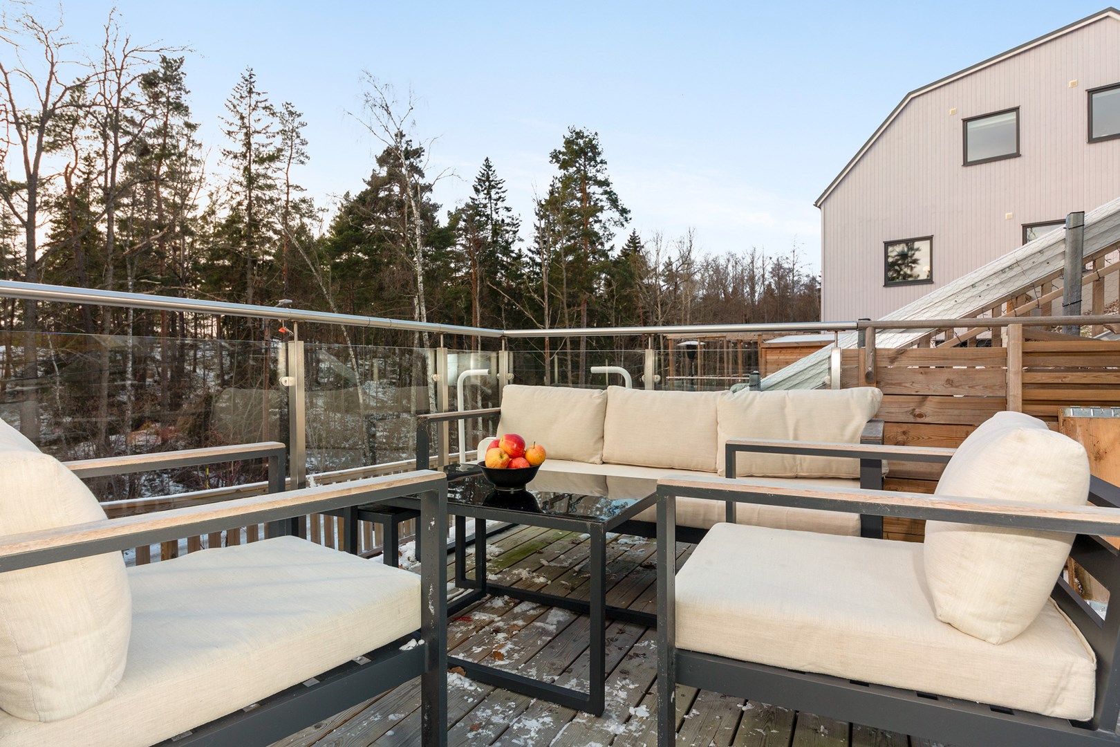 Bostadsbild från Munkkärrsvägen 18B, Såld i Eriksvik, Nacka