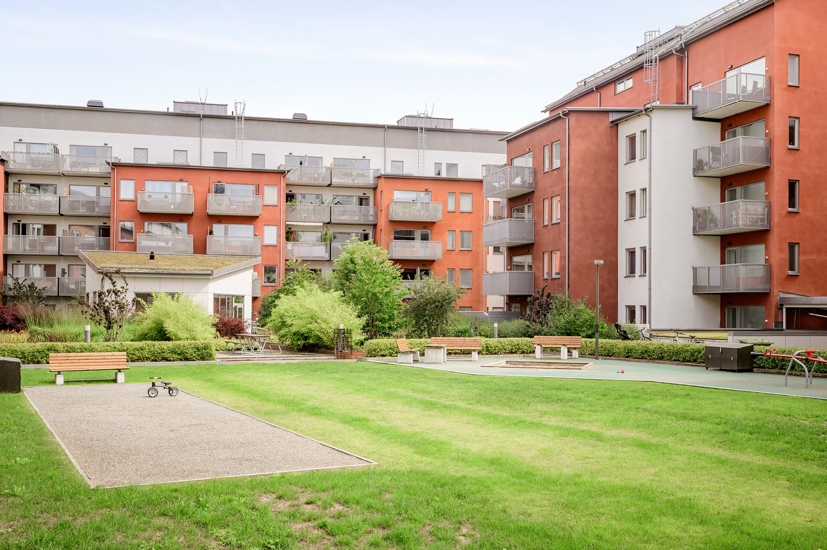 Bostadsbild från Gustavsbergs allé 20, Såld i Porslinskvarteren, Värmdö