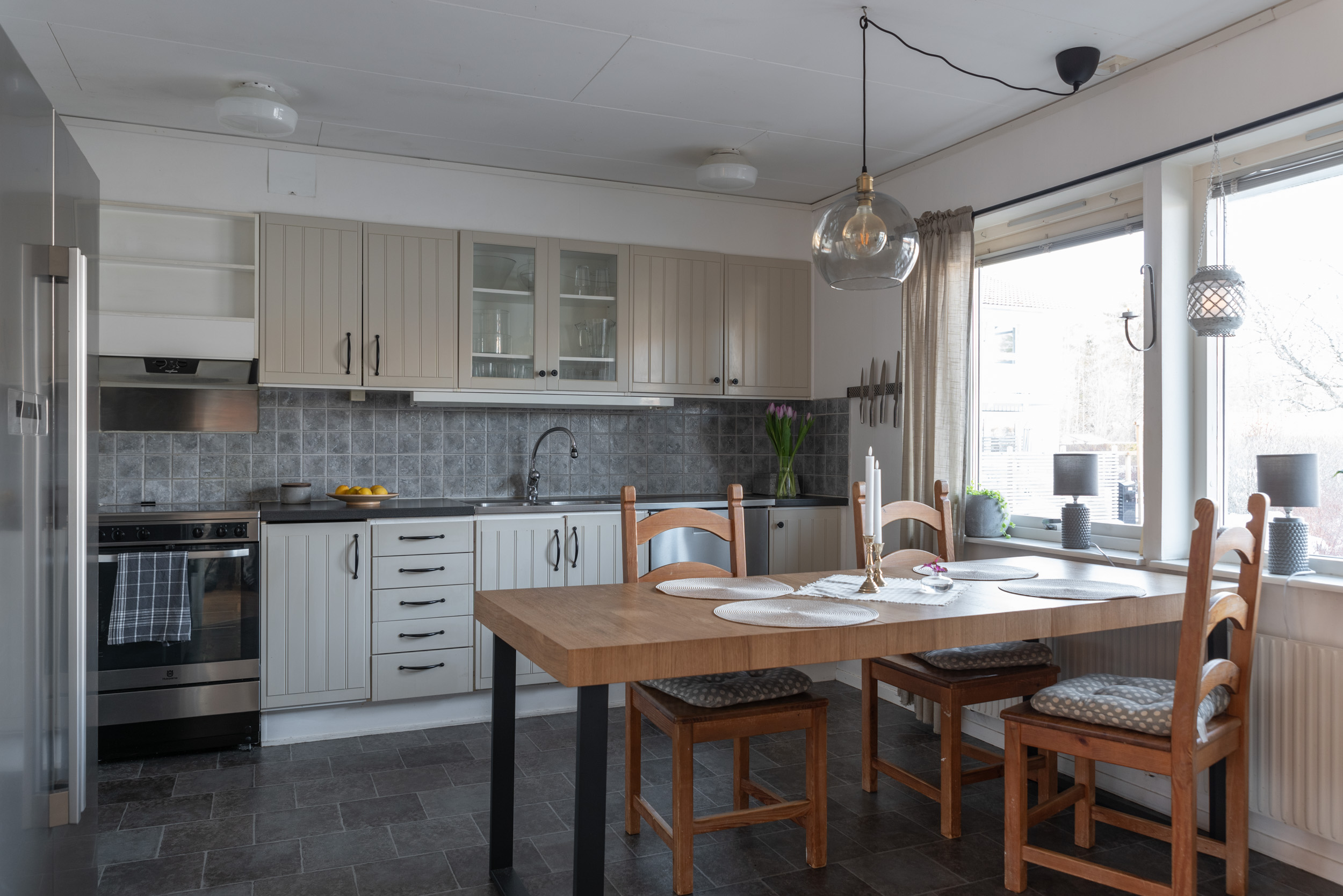 Bostadsbild från Stockrosvägen 7, Såld i , Västerås