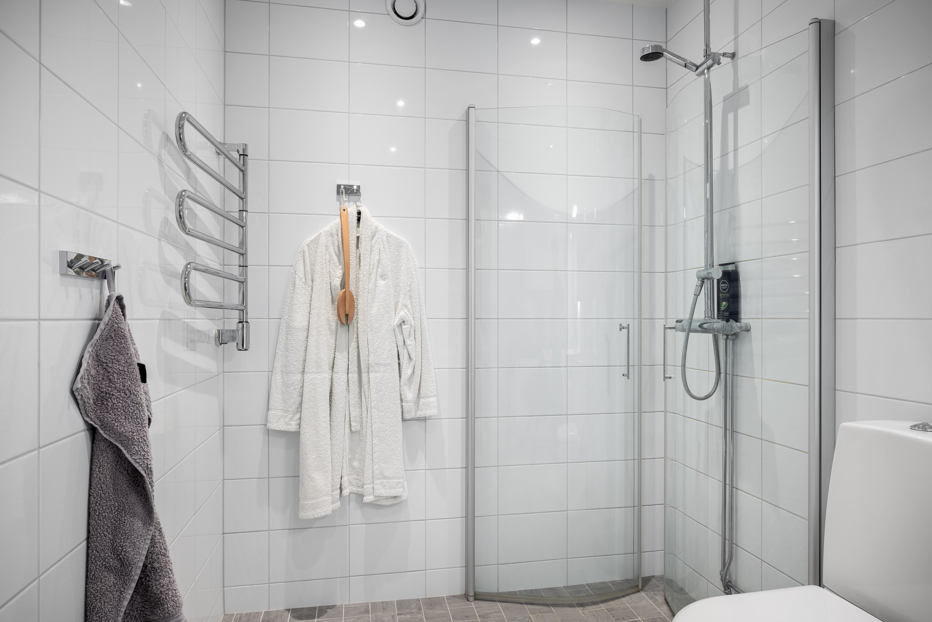 Bostadsbild från Tollare kaj 2, 6tr, Till salu i Tollare, Nacka