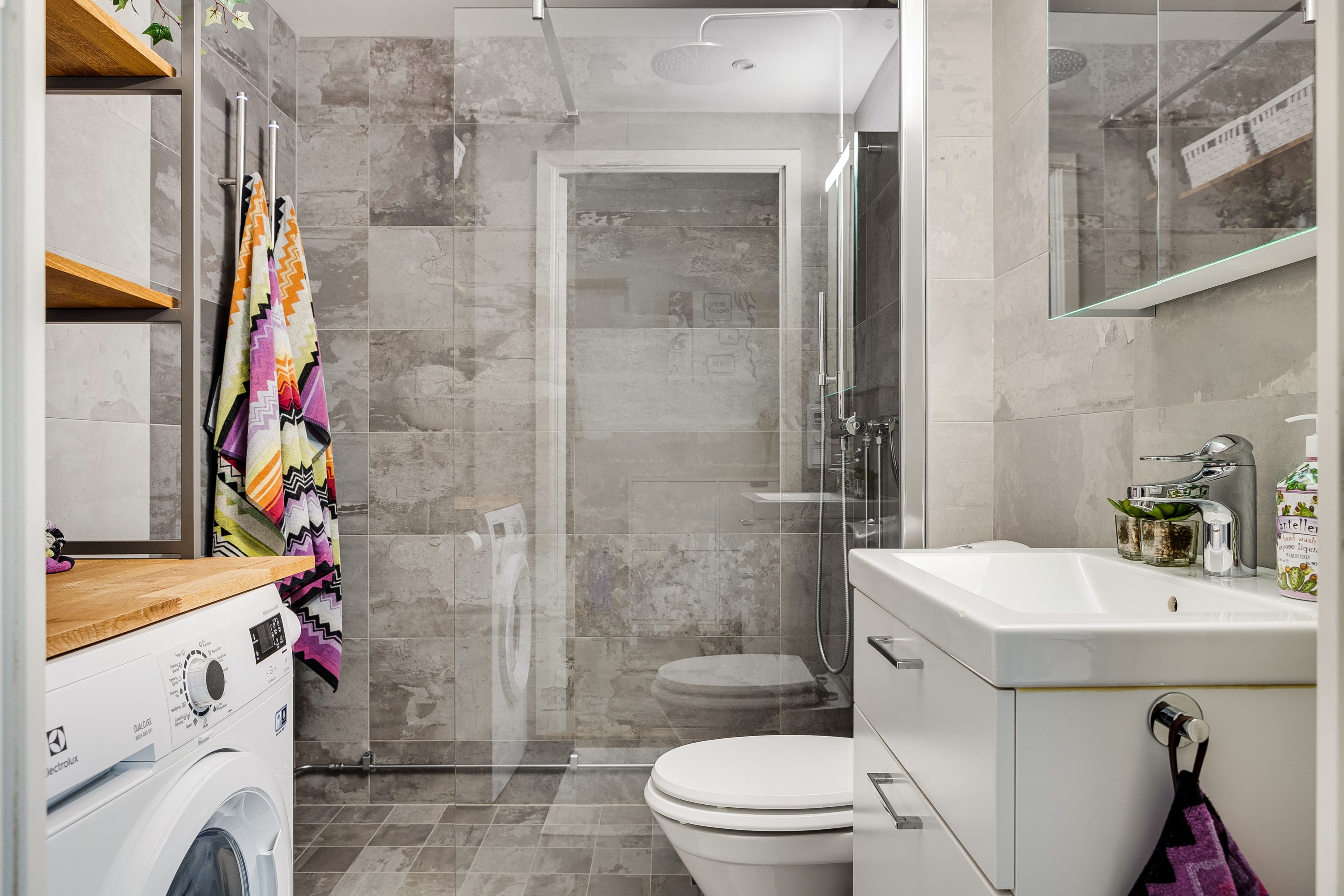 Bostadsbild från Birger Jarlsgatan 80, 4 tr, Såld i Östermalm, Stockholm