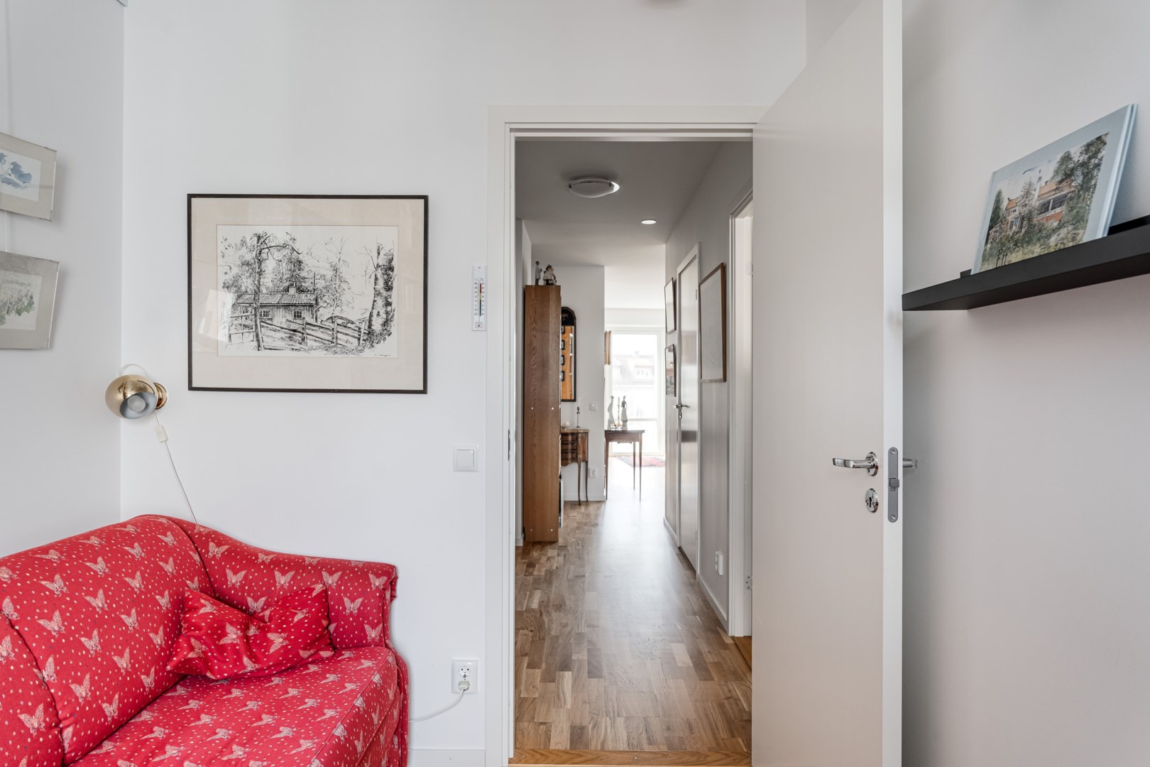 Bostadsbild från Ljusbärargatan 13, Såld i Kapellgärdet, Uppsala