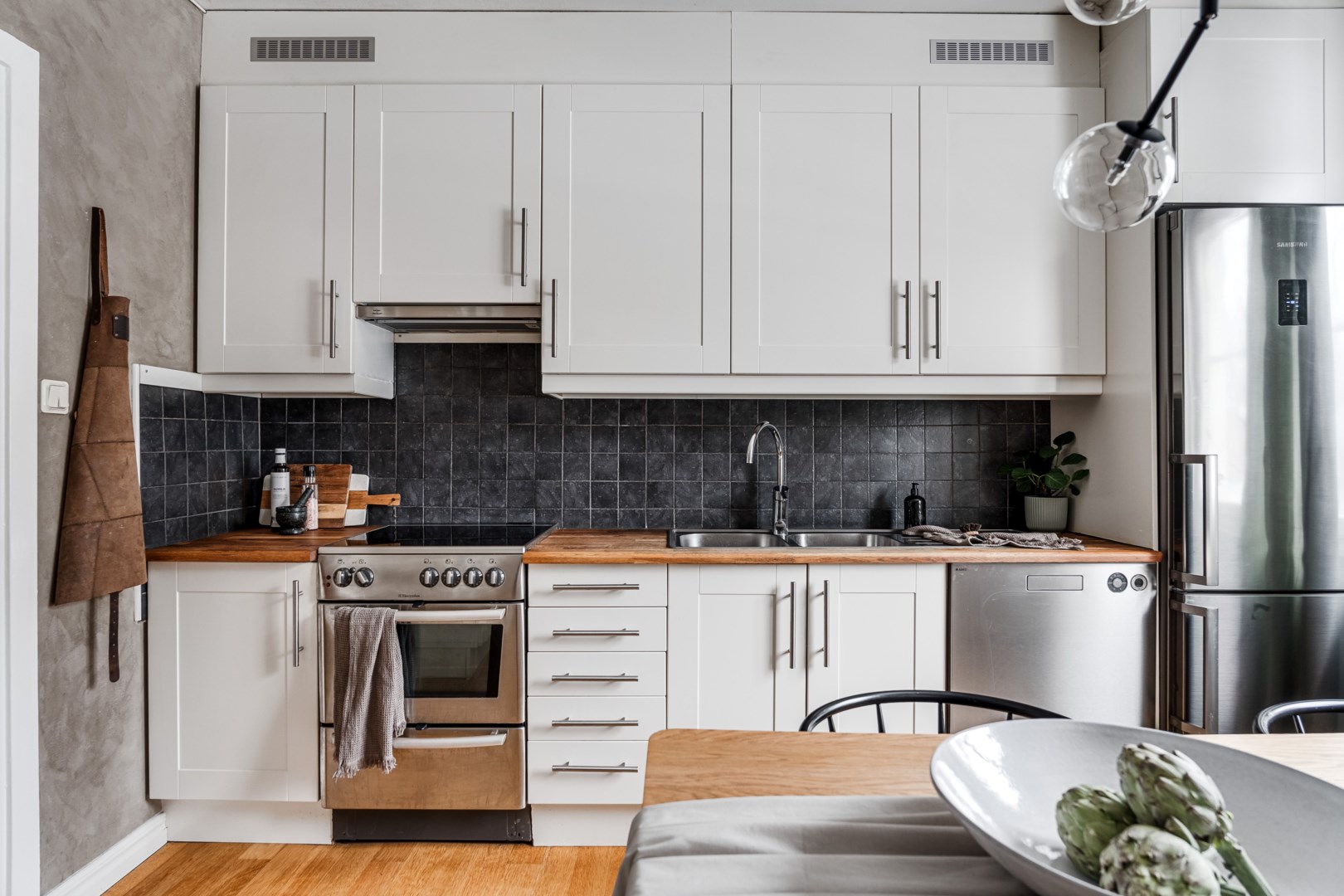 Bostadsbild från Svartbäcksgatan 96A, Såld i Svartbäcken, Uppsala