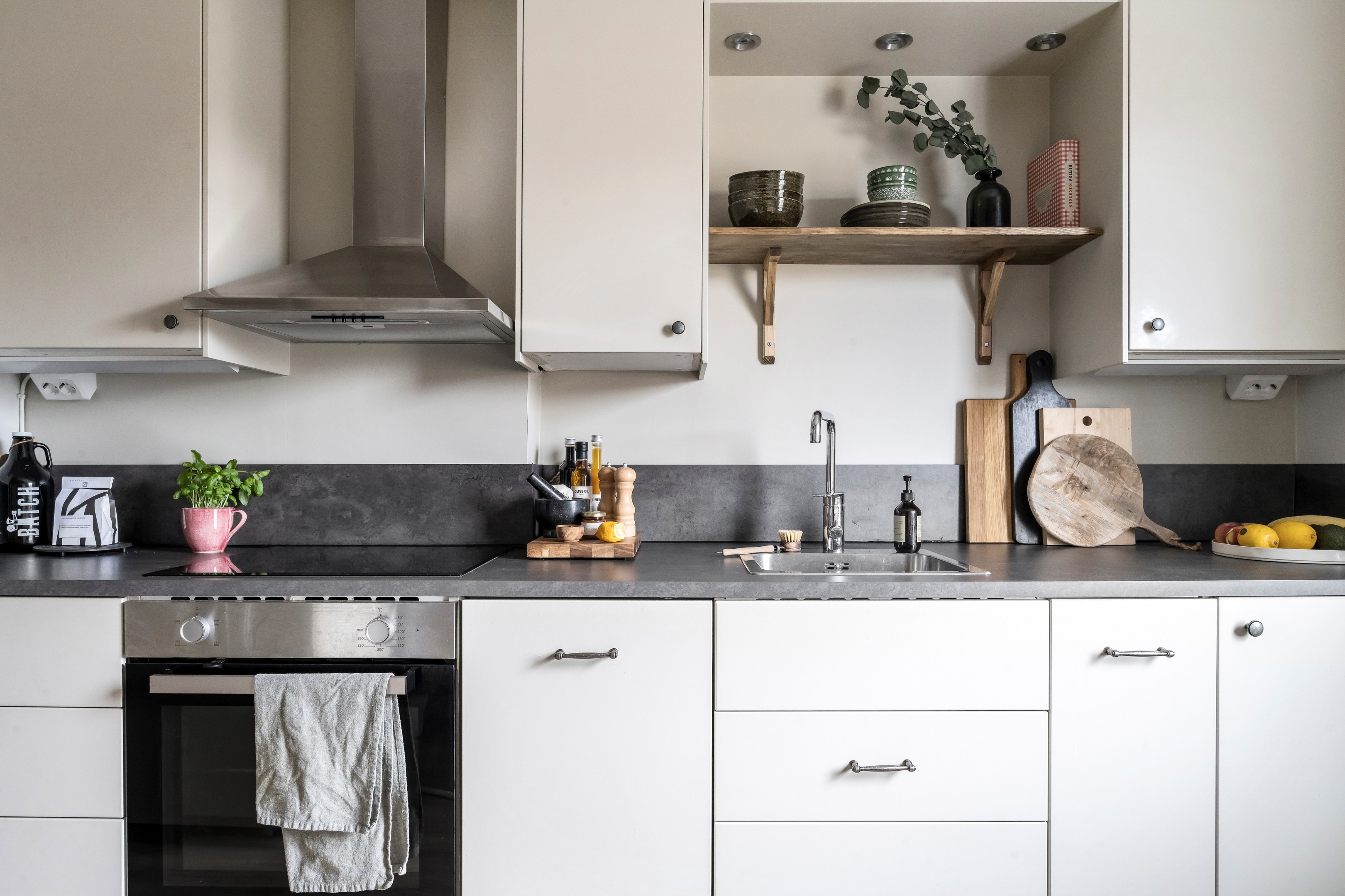 Bostadsbild från Svartbäcksgatan 74B, Såld i Svartbäcken, Uppsala