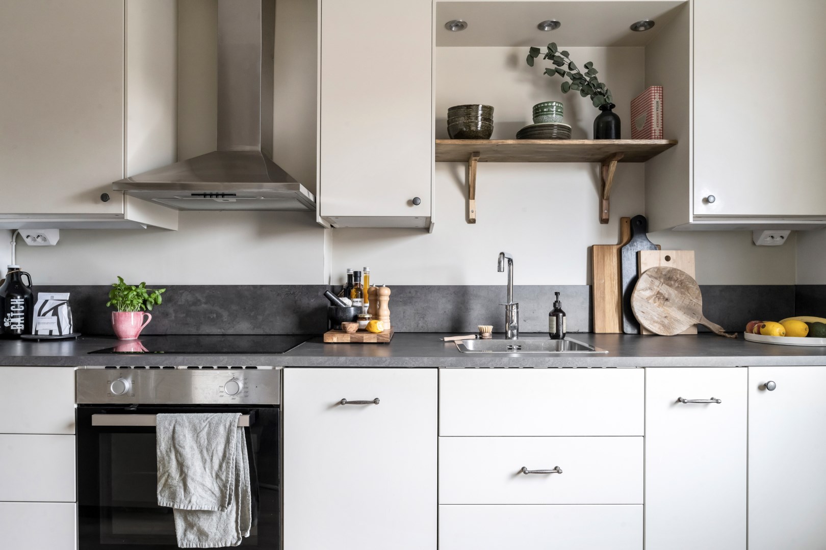 Bostadsbild från Svartbäcksgatan 74B, Såld i Svartbäcken, Uppsala