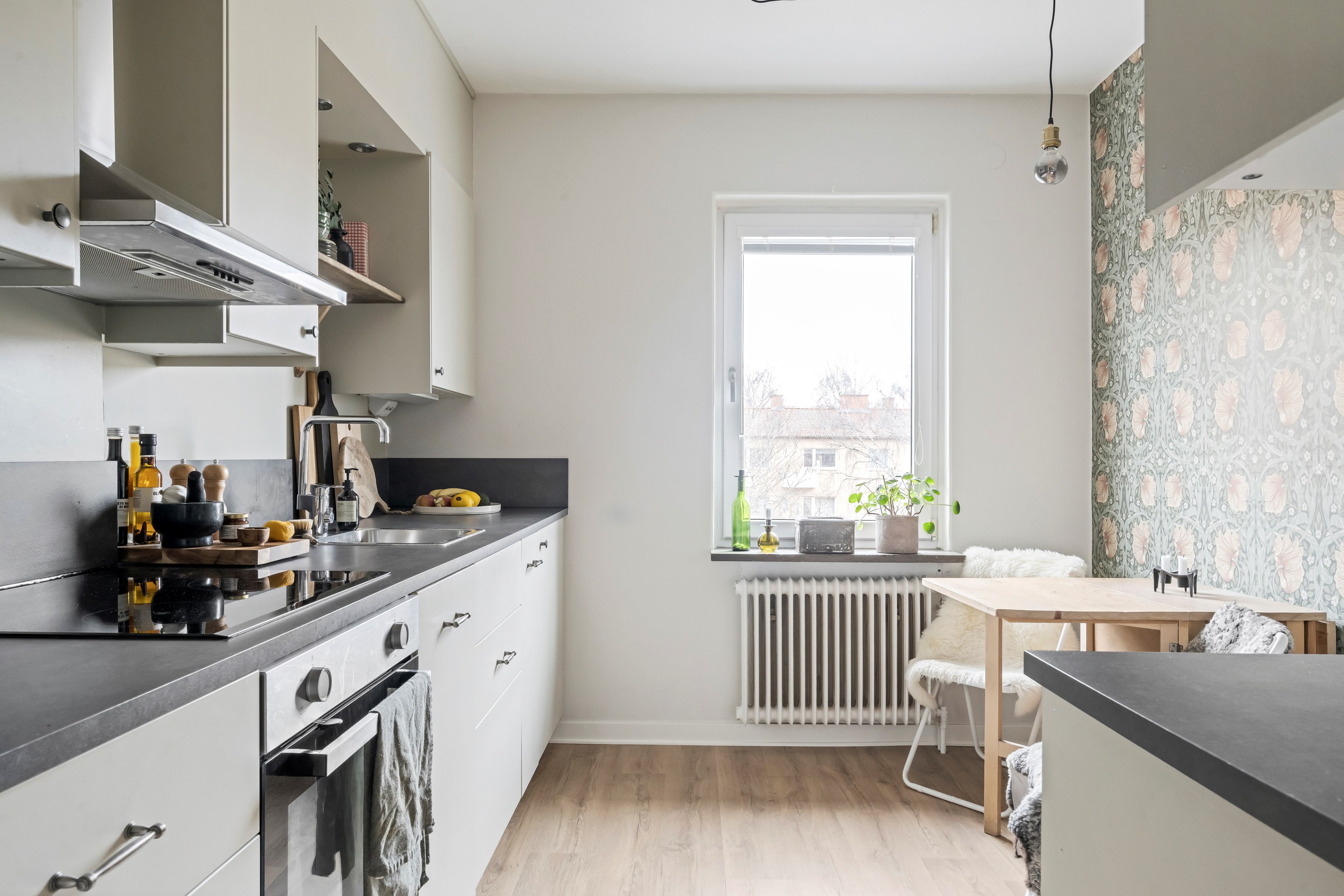 Bostadsbild från Svartbäcksgatan 74B, Såld i Svartbäcken, Uppsala