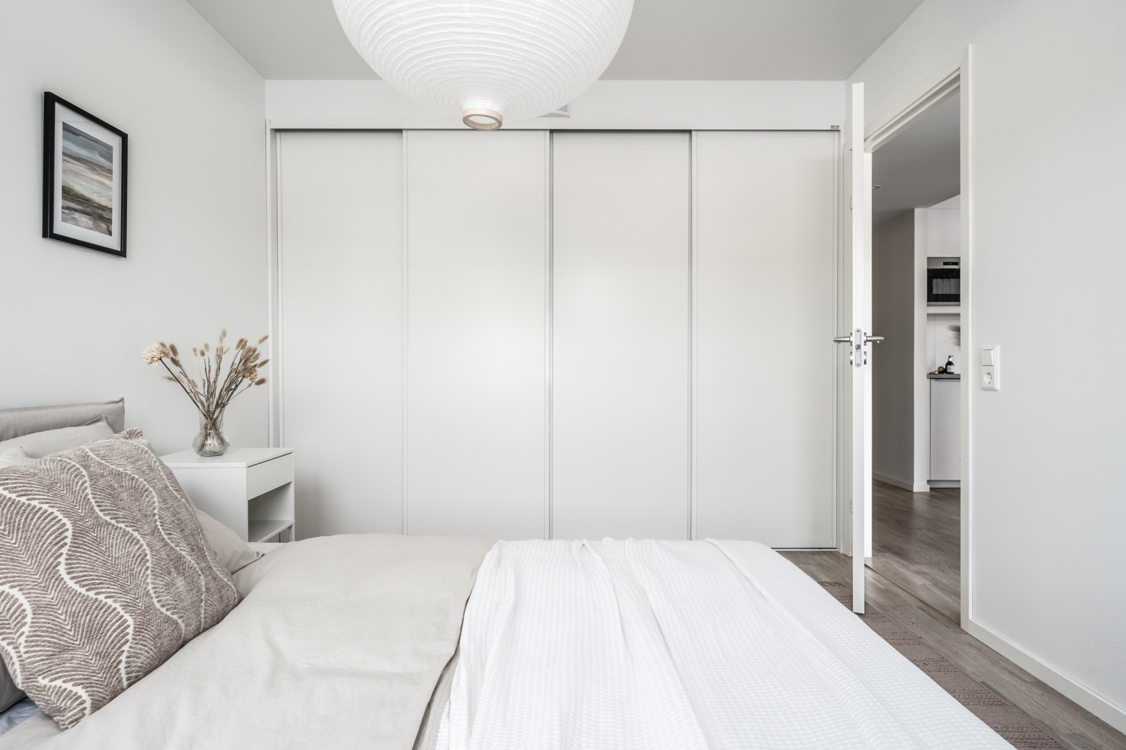 Bostadsbild från Slalomvägen 10, Såld i Väsjön, Sollentuna