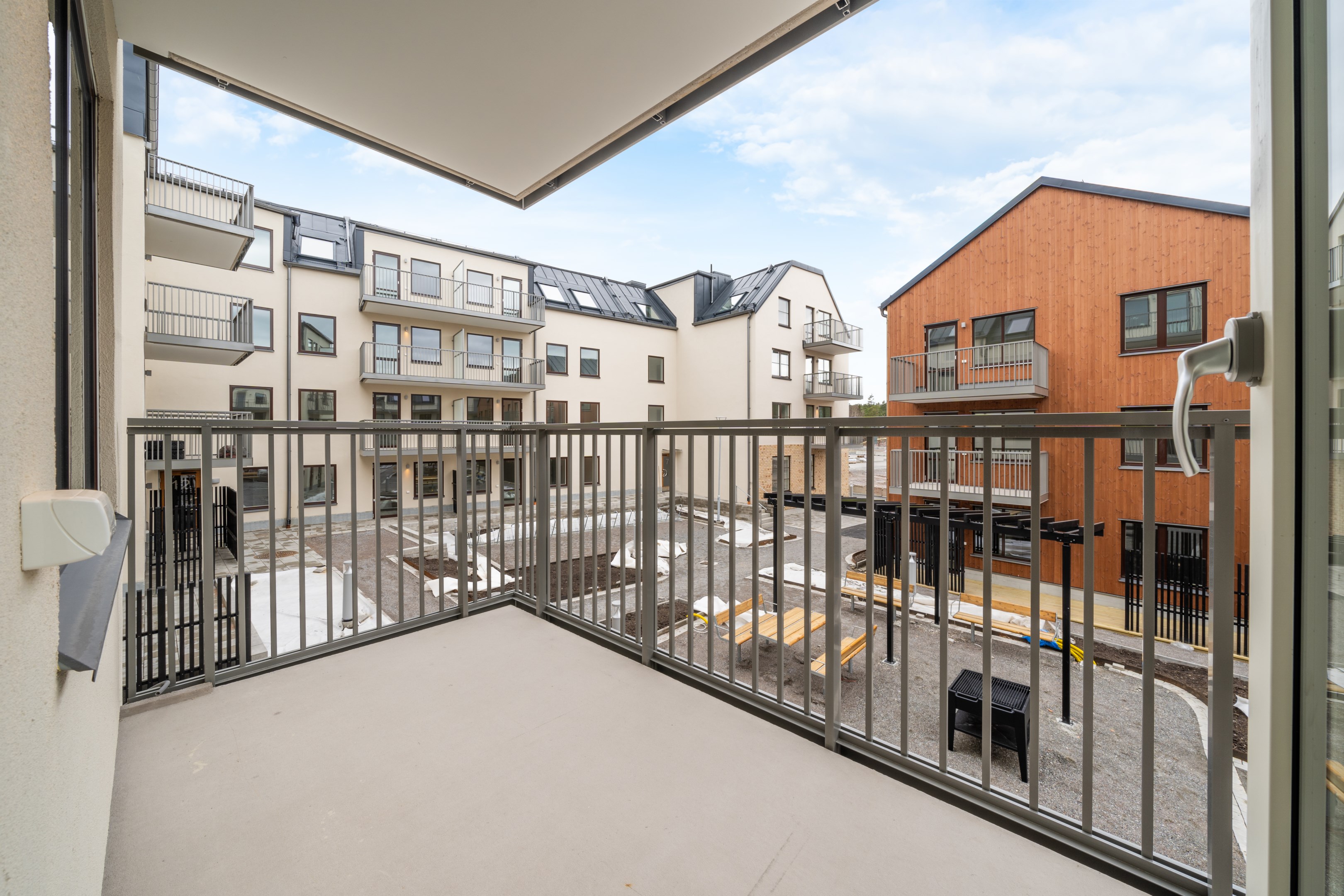 Bostadsbild från Slalomvägen 10, Såld i Väsjön, Sollentuna