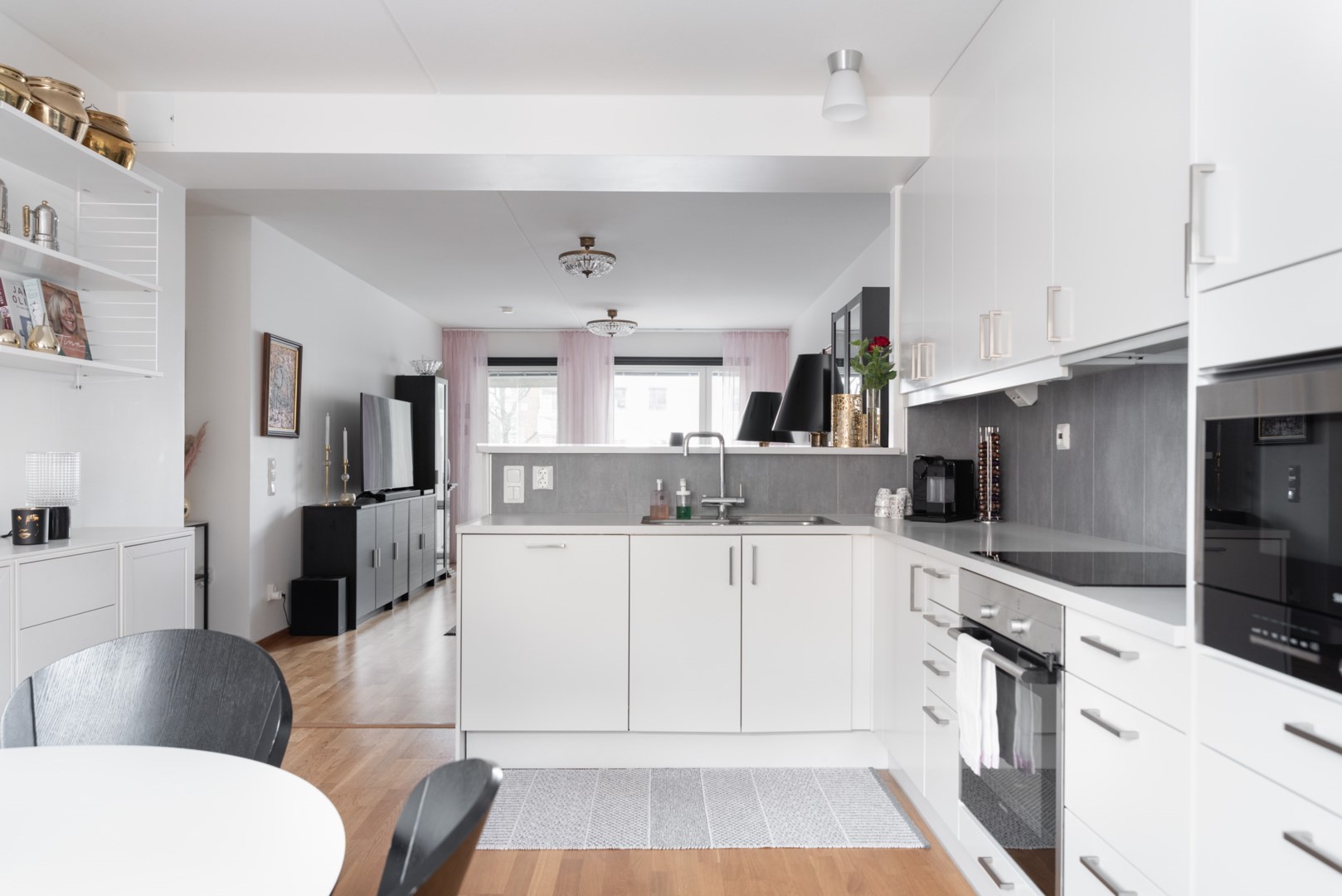 Bostadsbild från Öster Mälarstrands allé 136, Såld i Öster Mälarstrand, Västerås