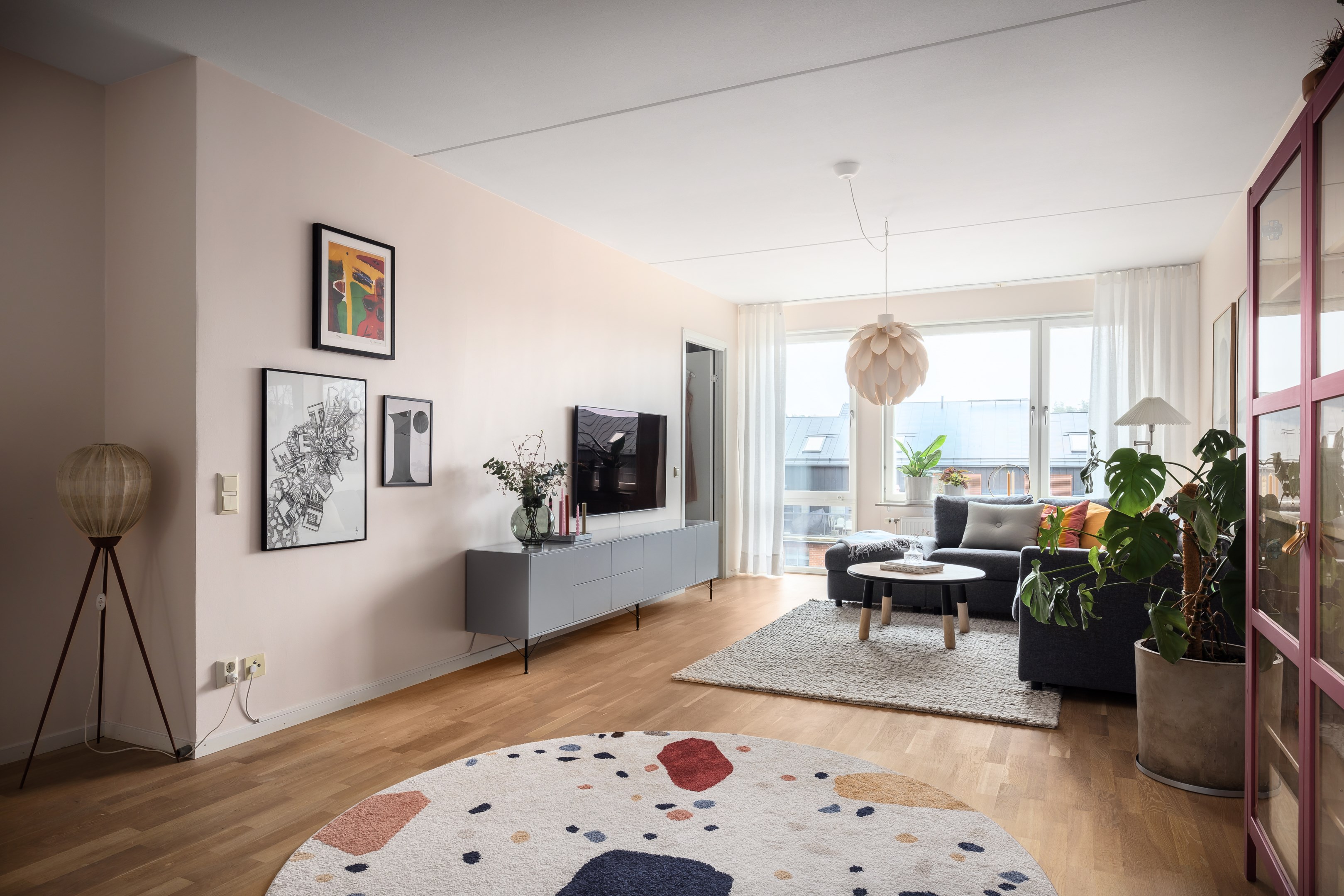 Bostadsbild från Fingerörtsvägen 8, Såld i Järla sjö, Nacka