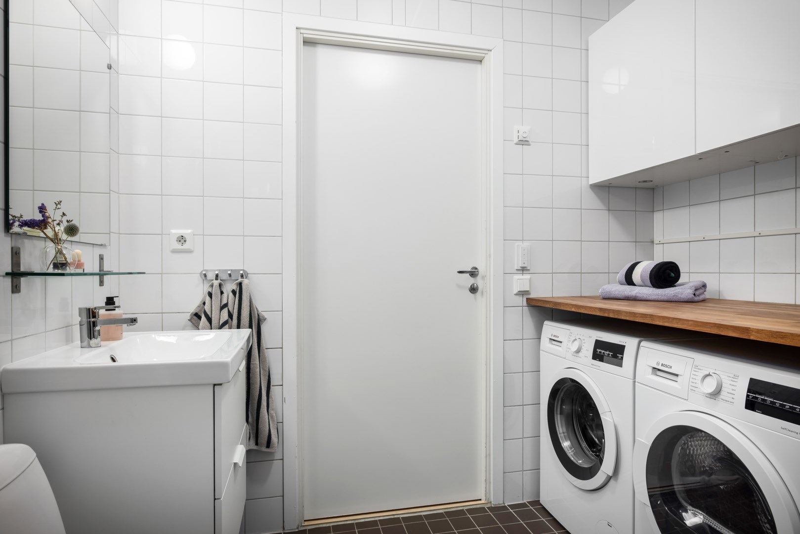 Bostadsbild från Fingerörtsvägen 8, Såld i Järla sjö, Nacka