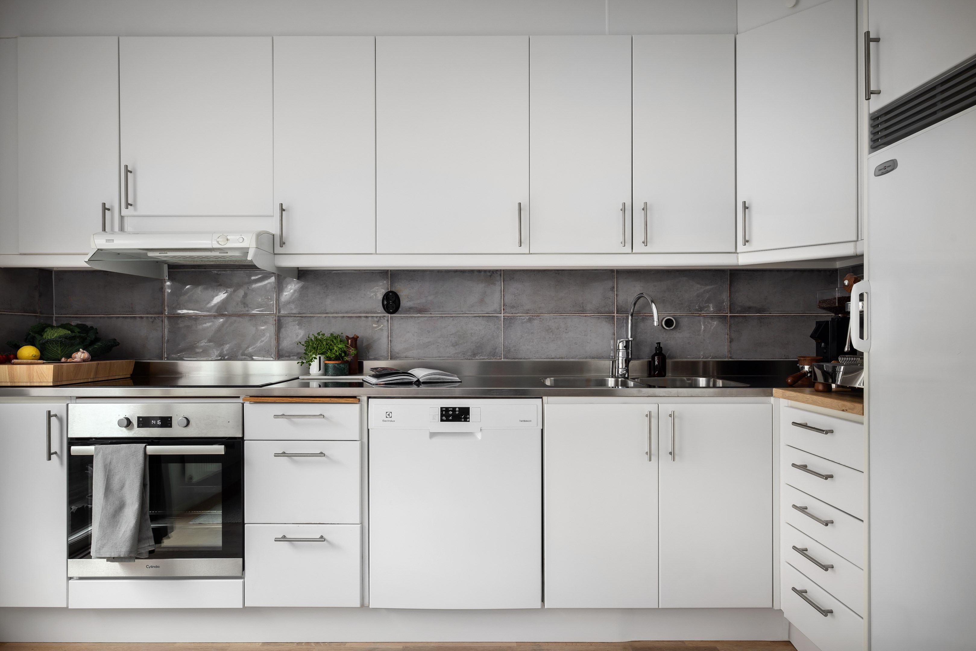 Bostadsbild från Fingerörtsvägen 8, Såld i Järla sjö, Nacka