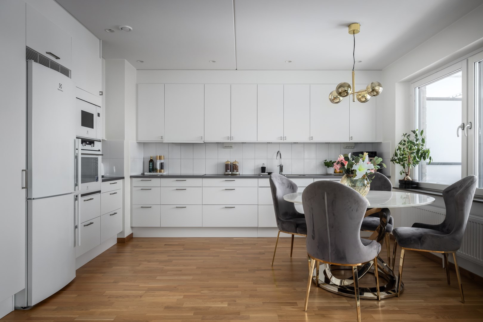 Bostadsbild från Tollareslingan 8, Såld i Tollare, Nacka