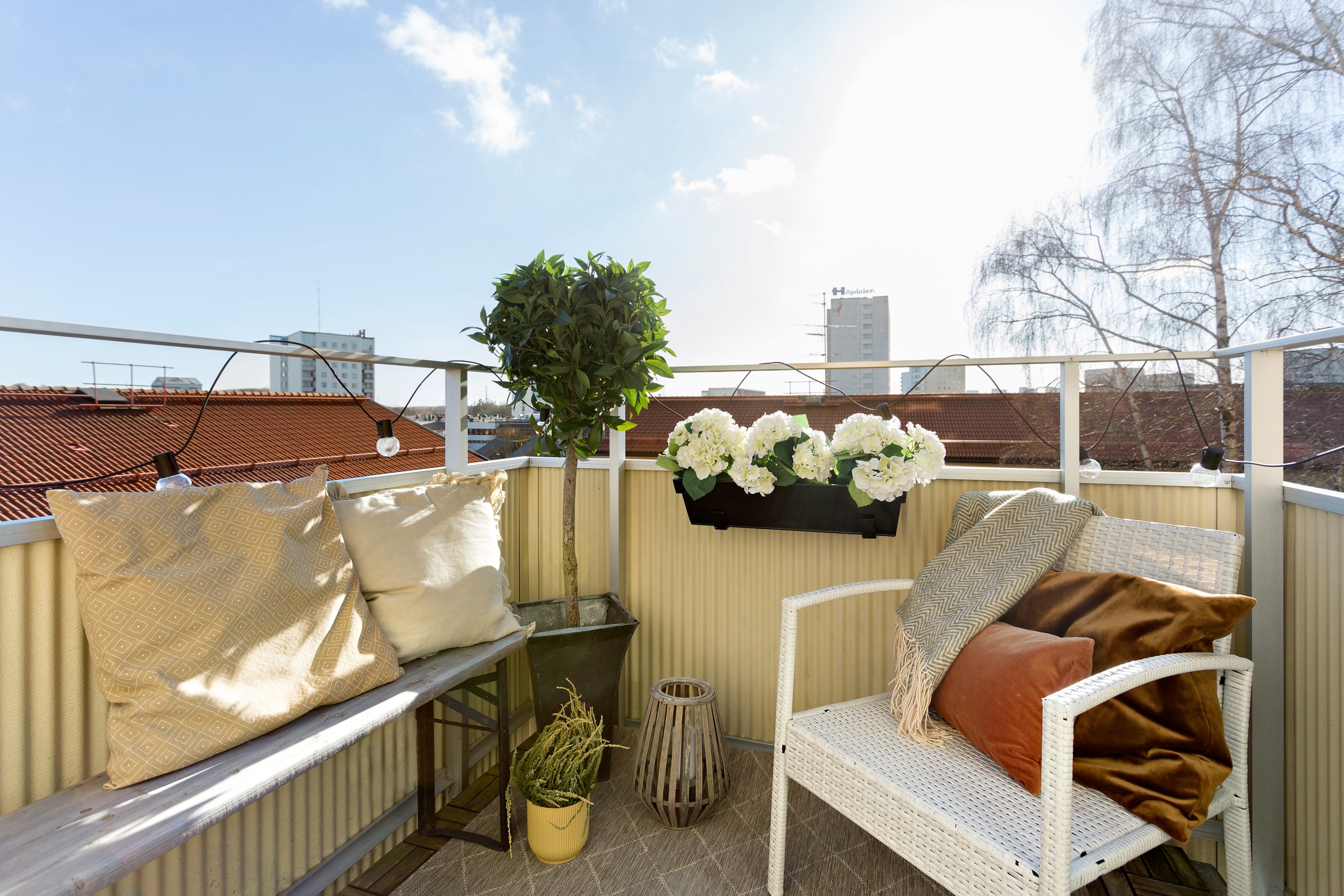 Bostadsbild från Sjösabrinken 30, 2 tr, Såld i Högdalen, Stockholm