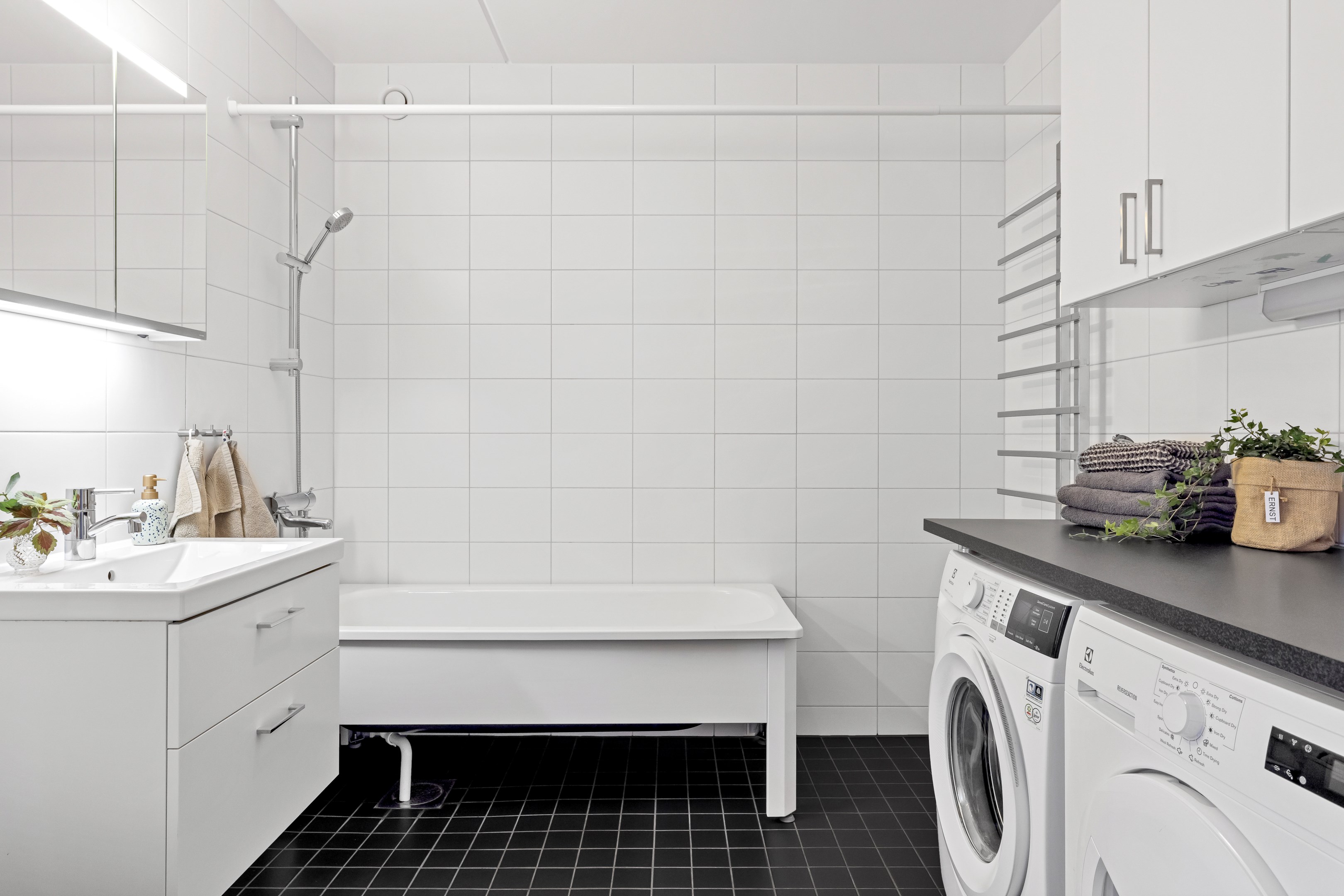 Bostadsbild från Gränbyvägen 4 A, Såld i Gränby, Uppsala