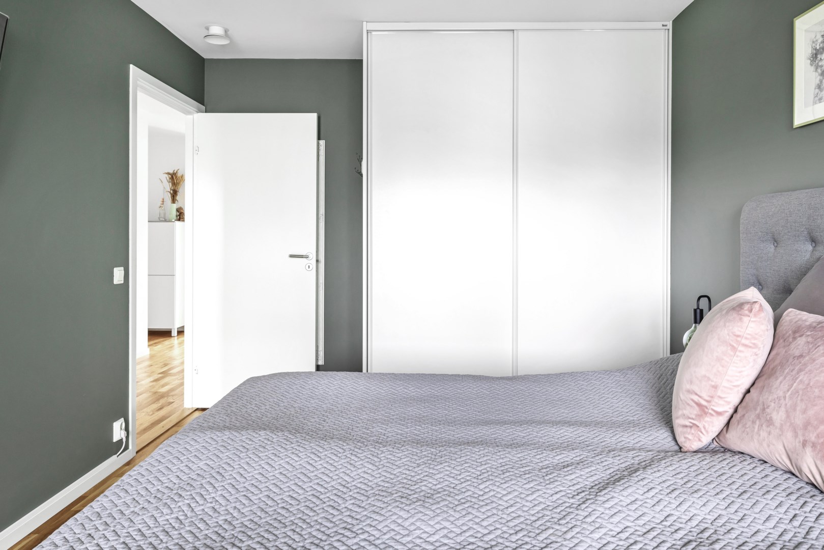 Bostadsbild från Gränbyvägen 4 A, Såld i Gränby, Uppsala