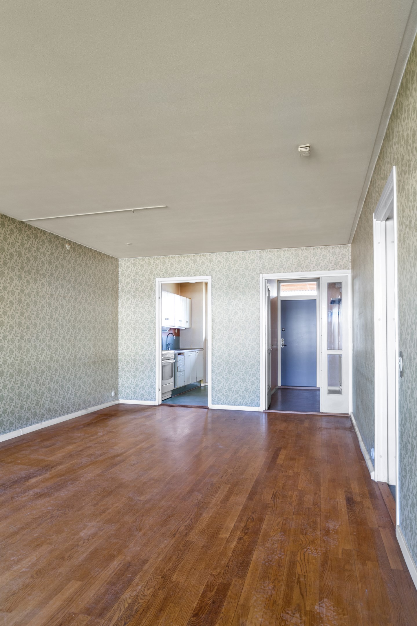 Bostadsbild från Gräslöksgatan 12, Såld i Årsta, Uppsala