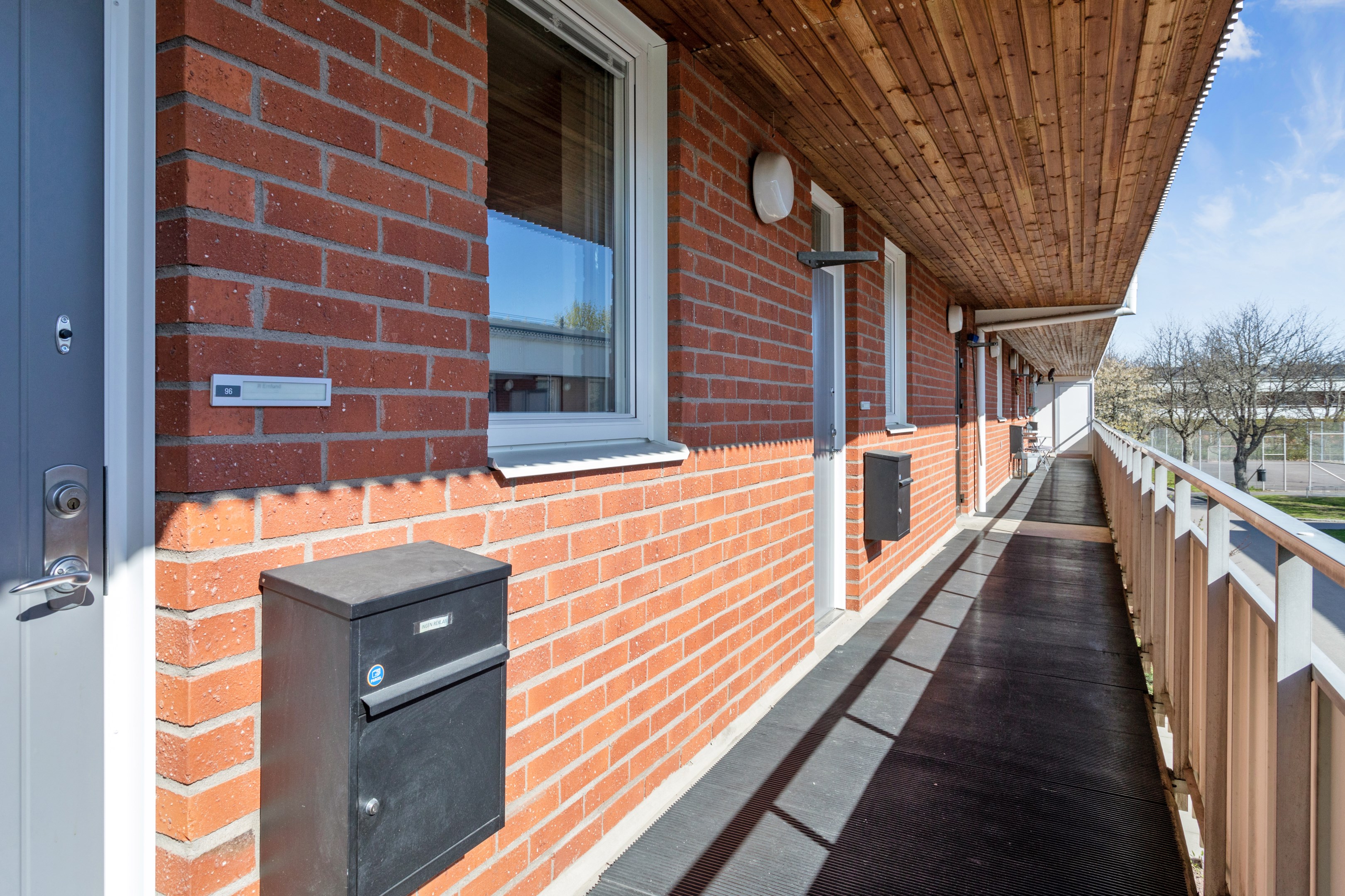 Bostadsbild från Gräslöksgatan 12, Såld i Årsta, Uppsala